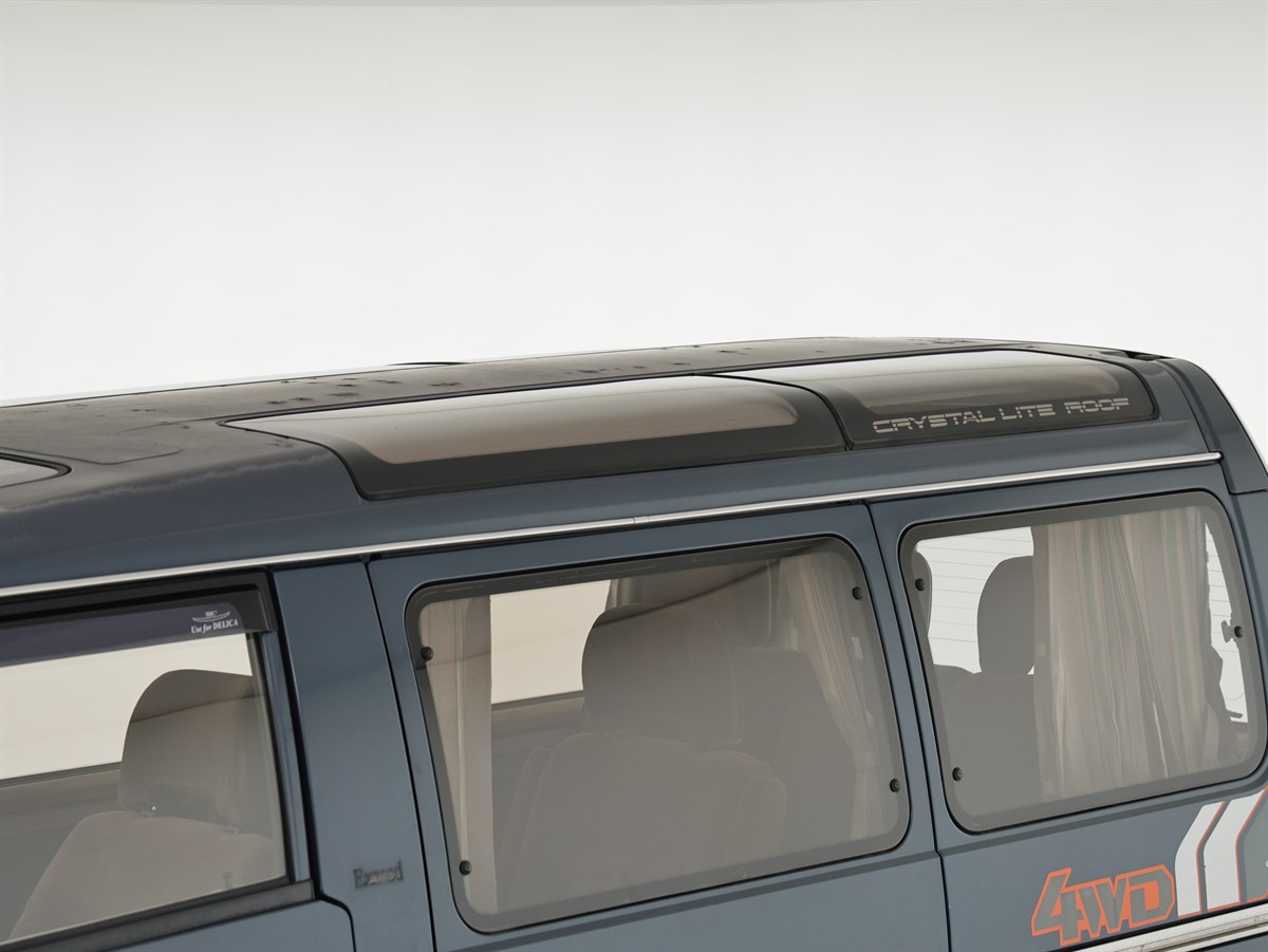 1990 Mitsubishi Delica