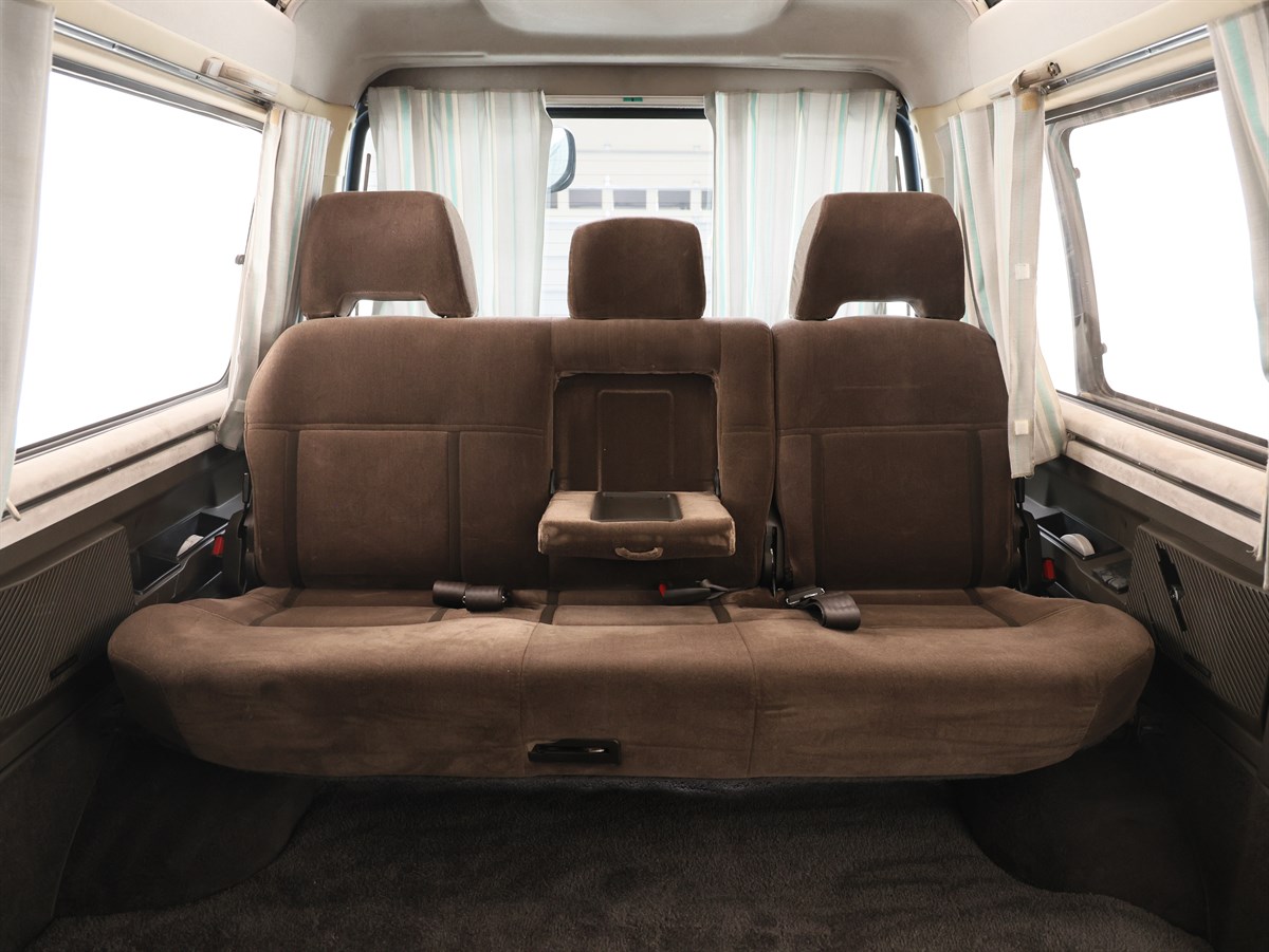 1990 Mitsubishi Delica - 4