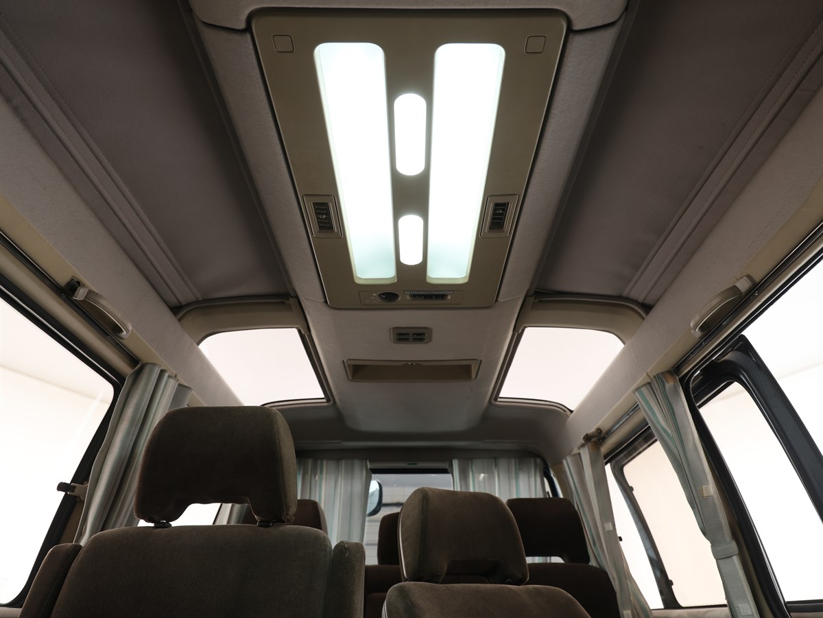 1990 Mitsubishi Delica