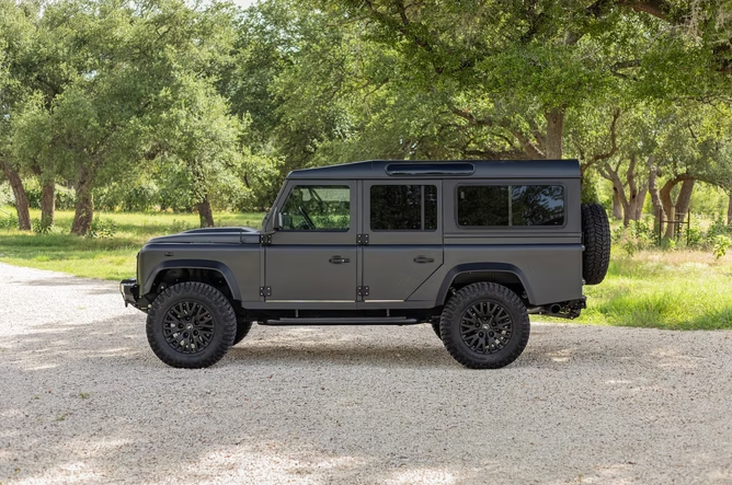 1995 Land Rover Defender 110 Station Wagon