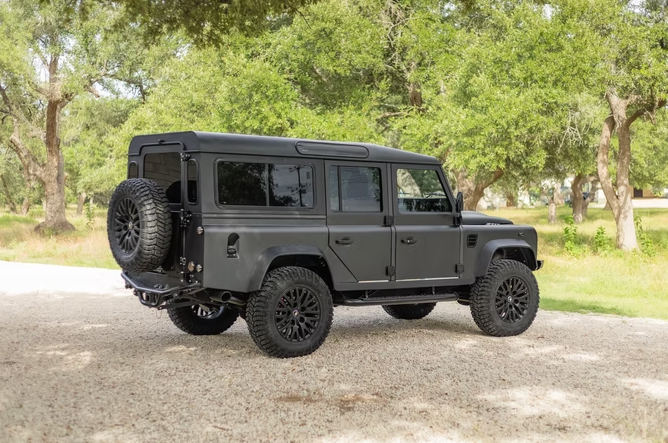 1995 Land Rover Defender 110 Station Wagon