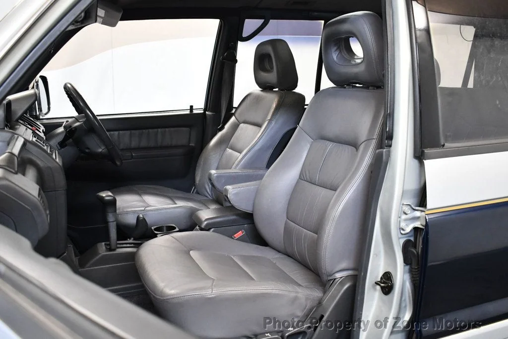 1994 Mitsubishi Pajero - 4