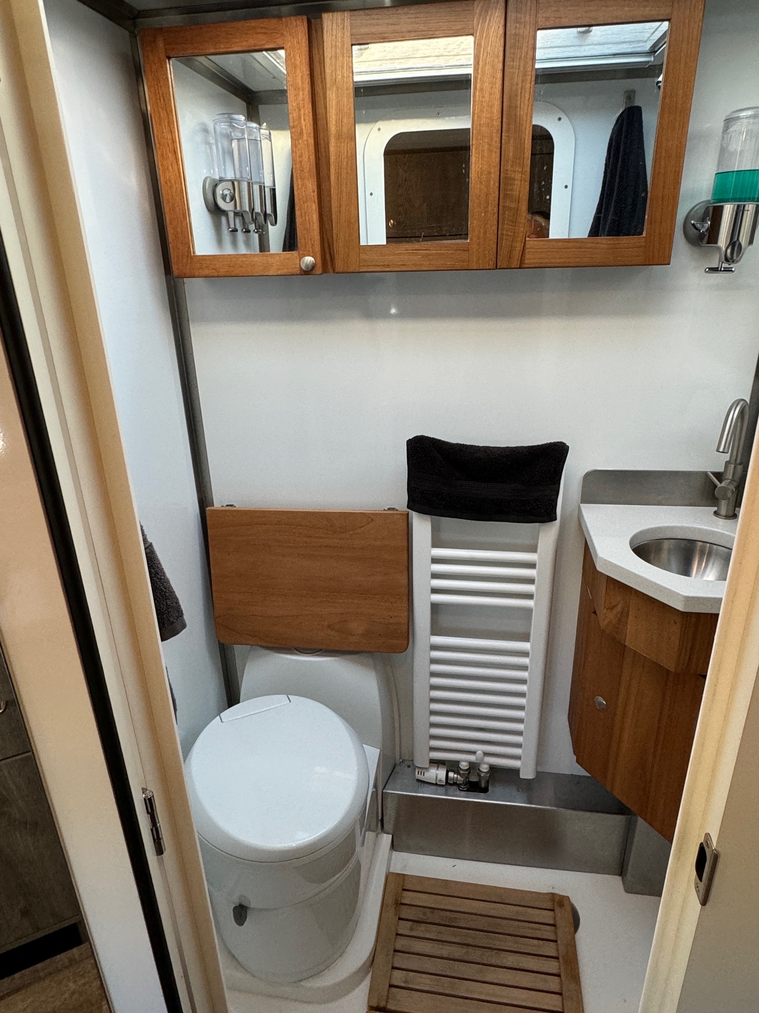 2020 Global Expedition Vehicles Patagonia