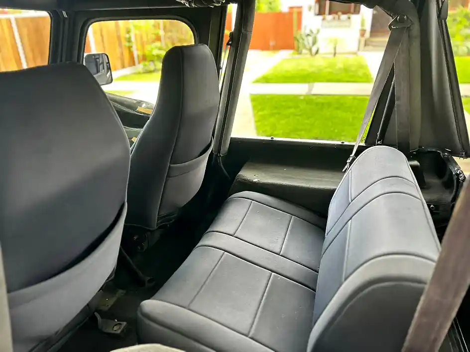 1994 Jeep Wrangler SE 4×4