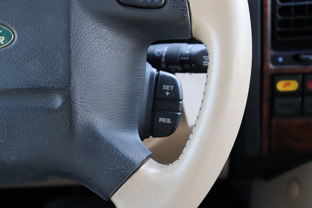 2004 Land Rover Discovery SE