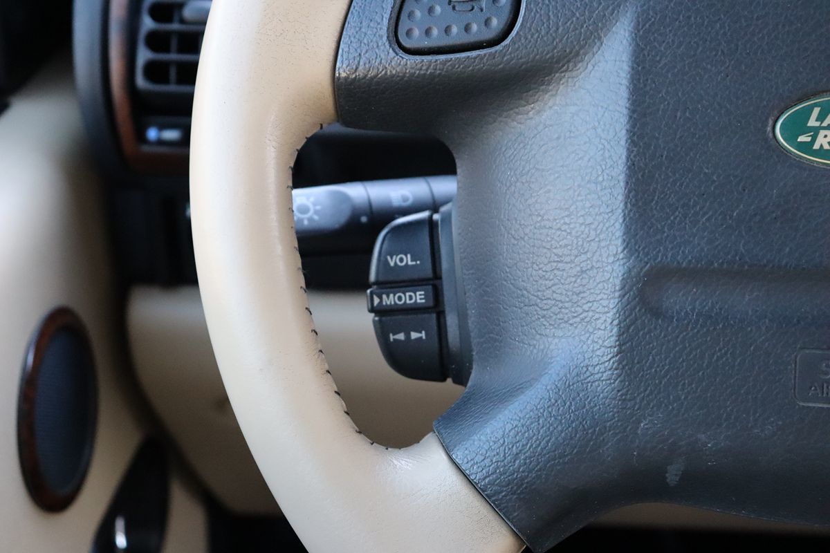 2004 Land Rover Discovery SE