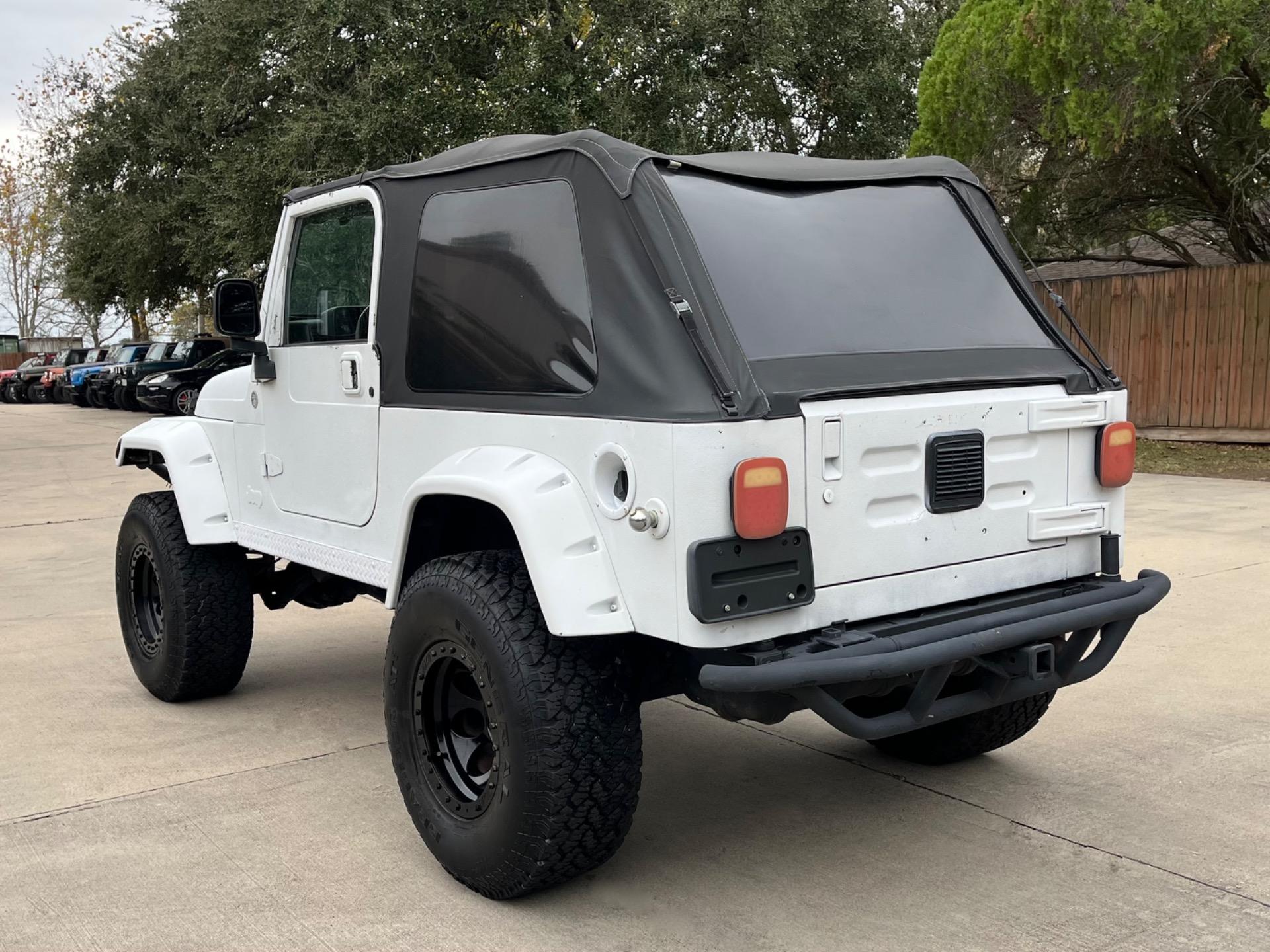 2005 Jeep Wrangler Unlimited Rubicon - 5