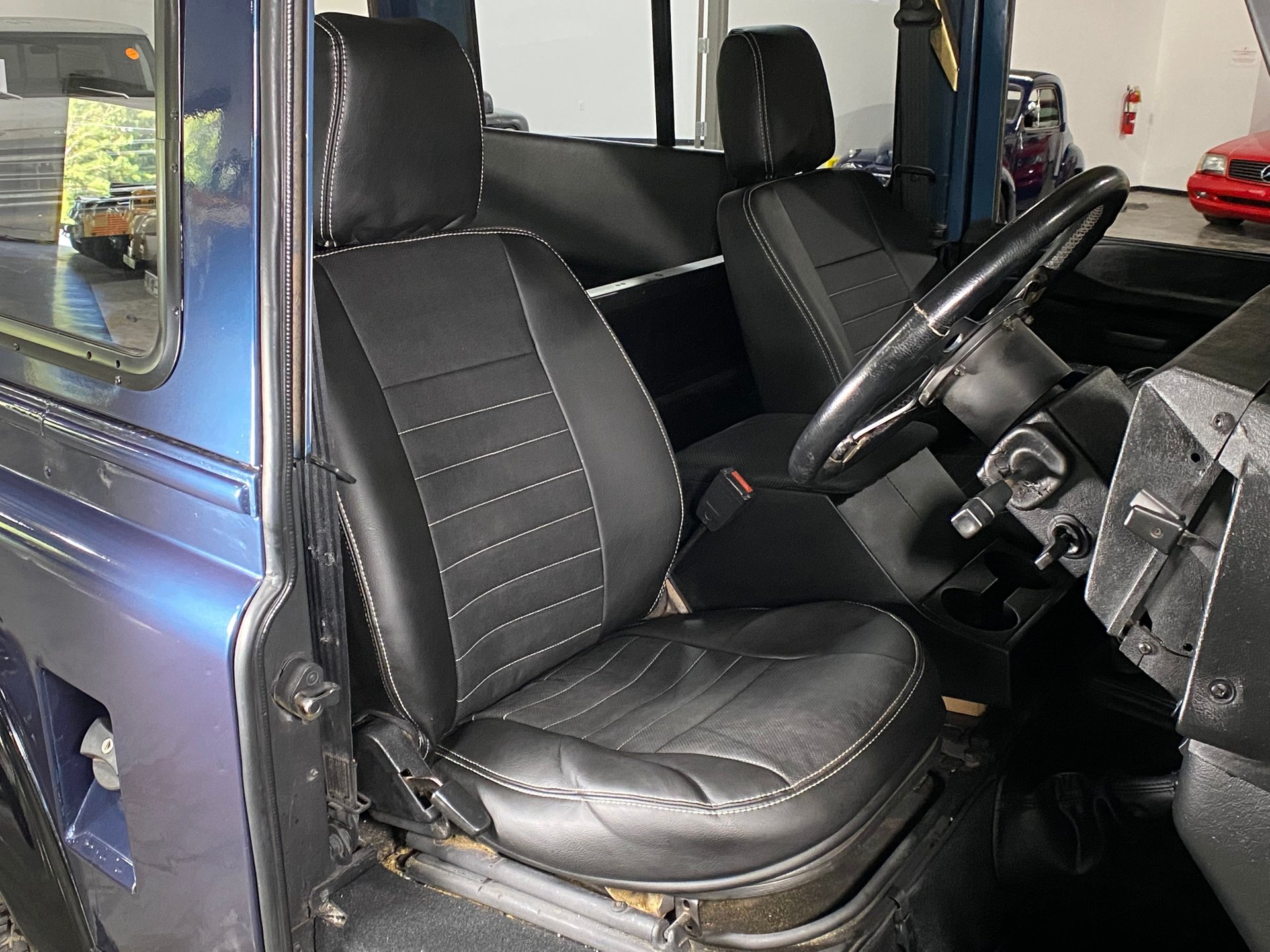 Sold: 1994 Land Rover Defender 90