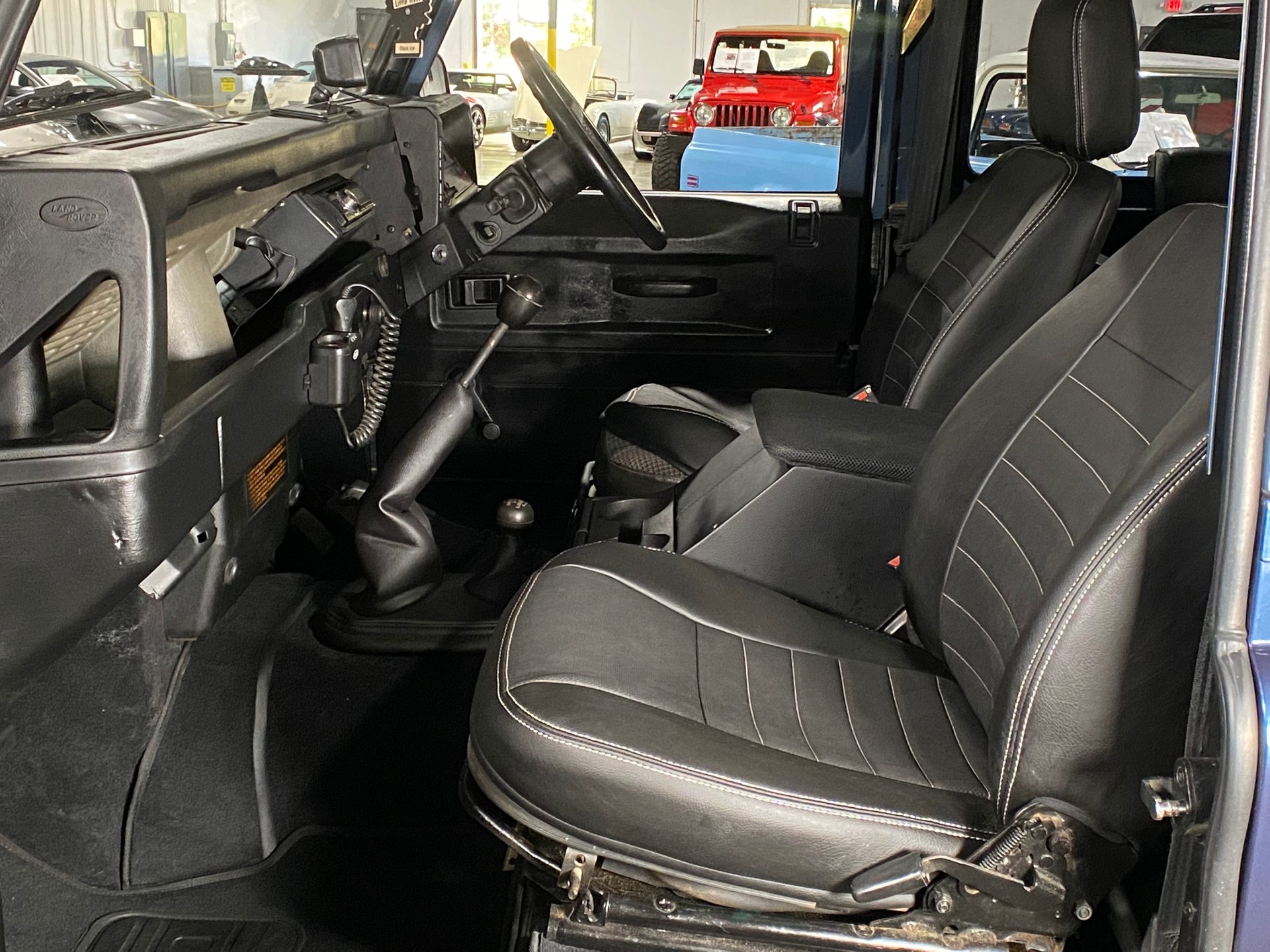 Sold: 1994 Land Rover Defender 90