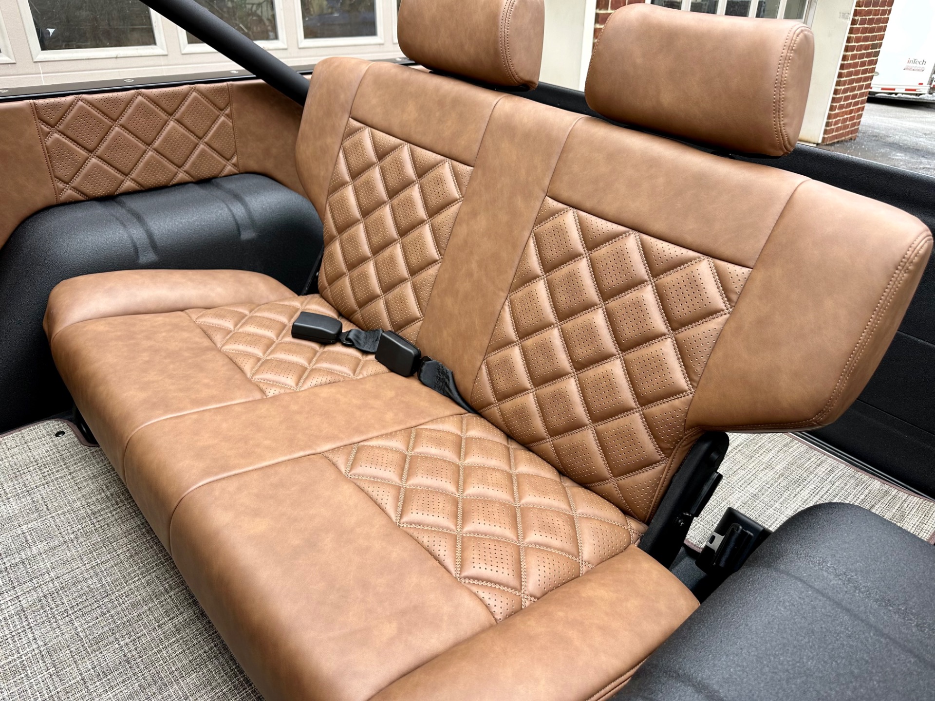 Velocity Signature Series 1975 Ford Bronco