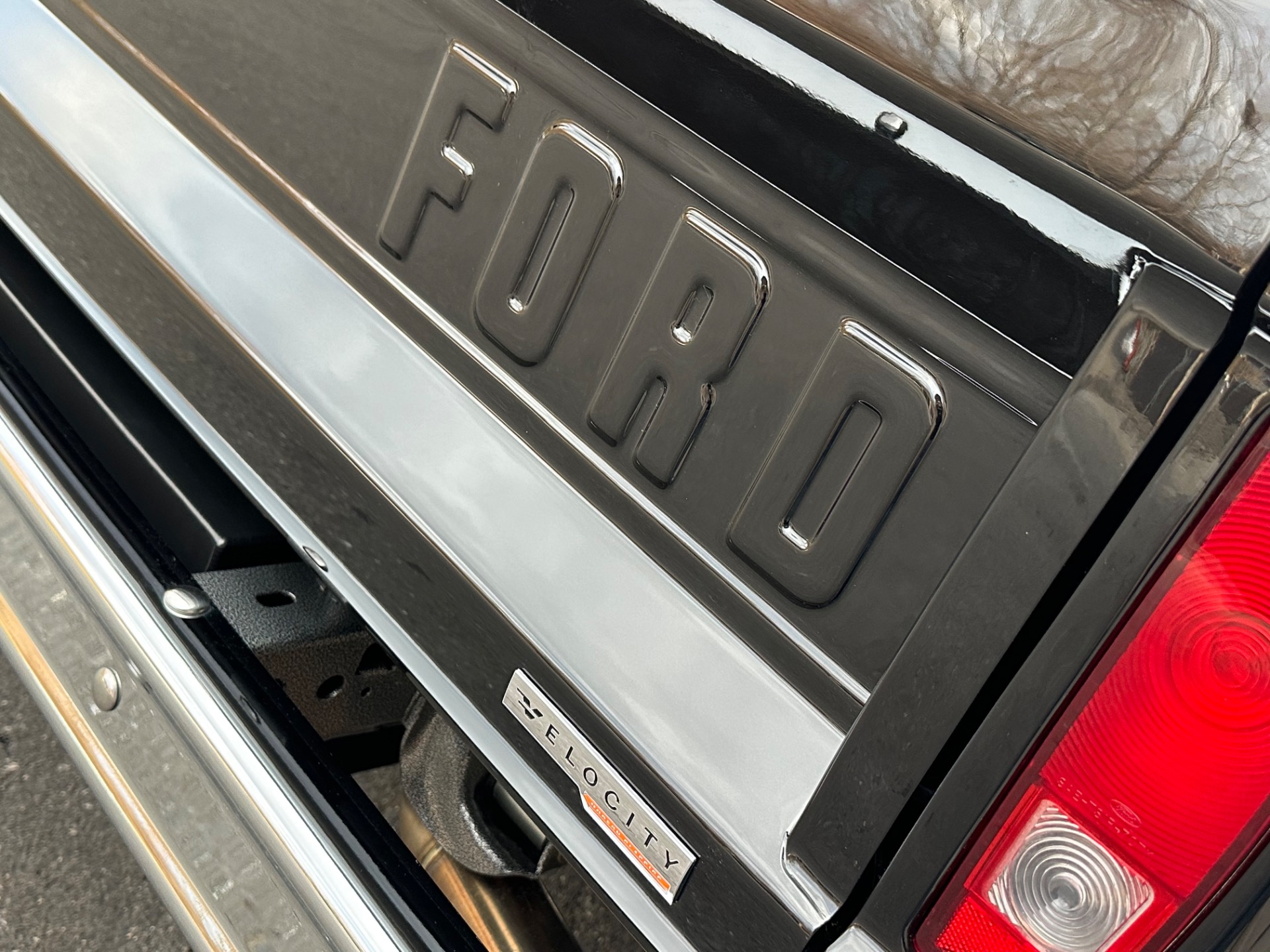 Velocity Signature Series 1975 Ford Bronco