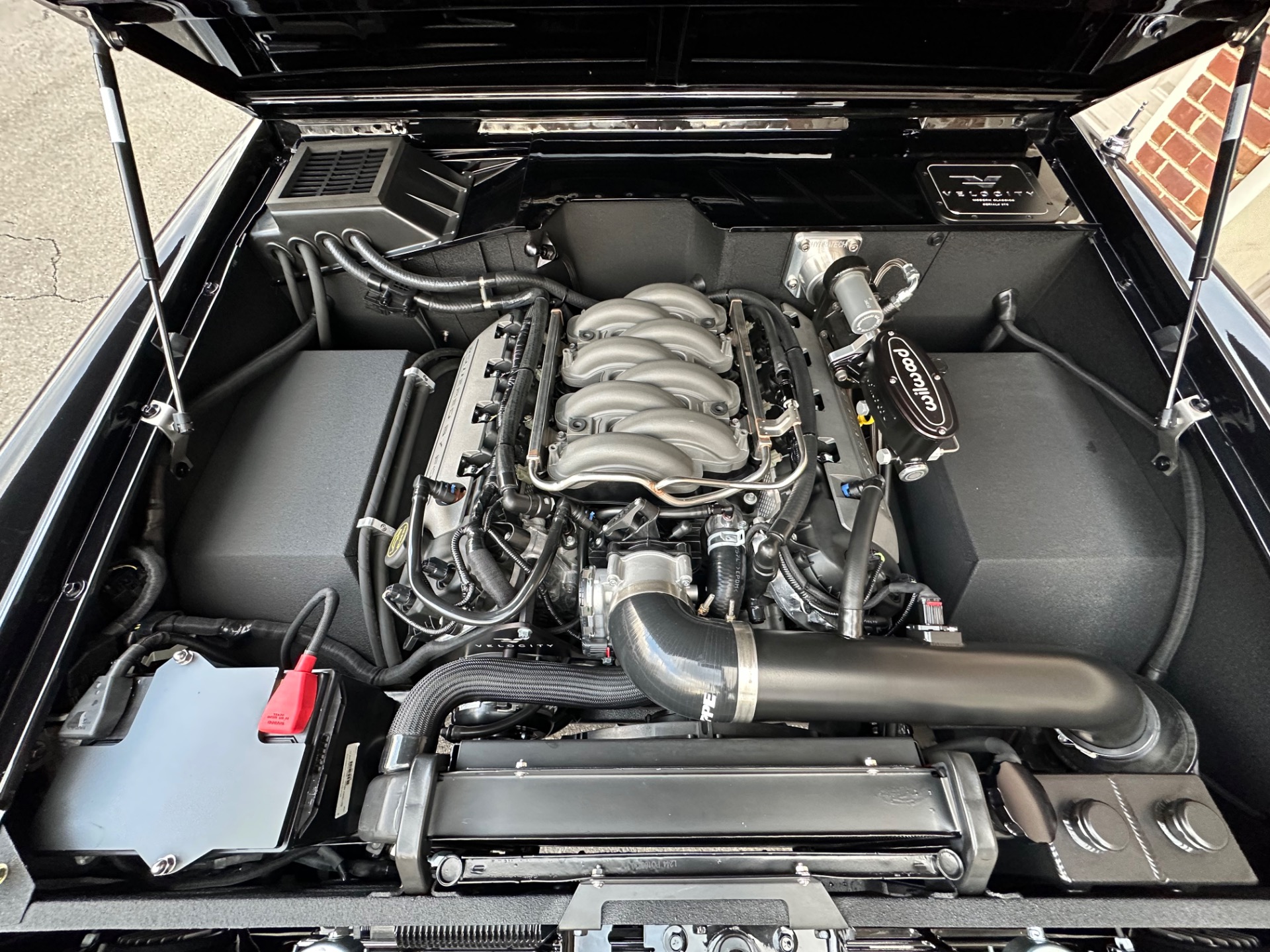 Velocity Signature Series 1975 Ford Bronco