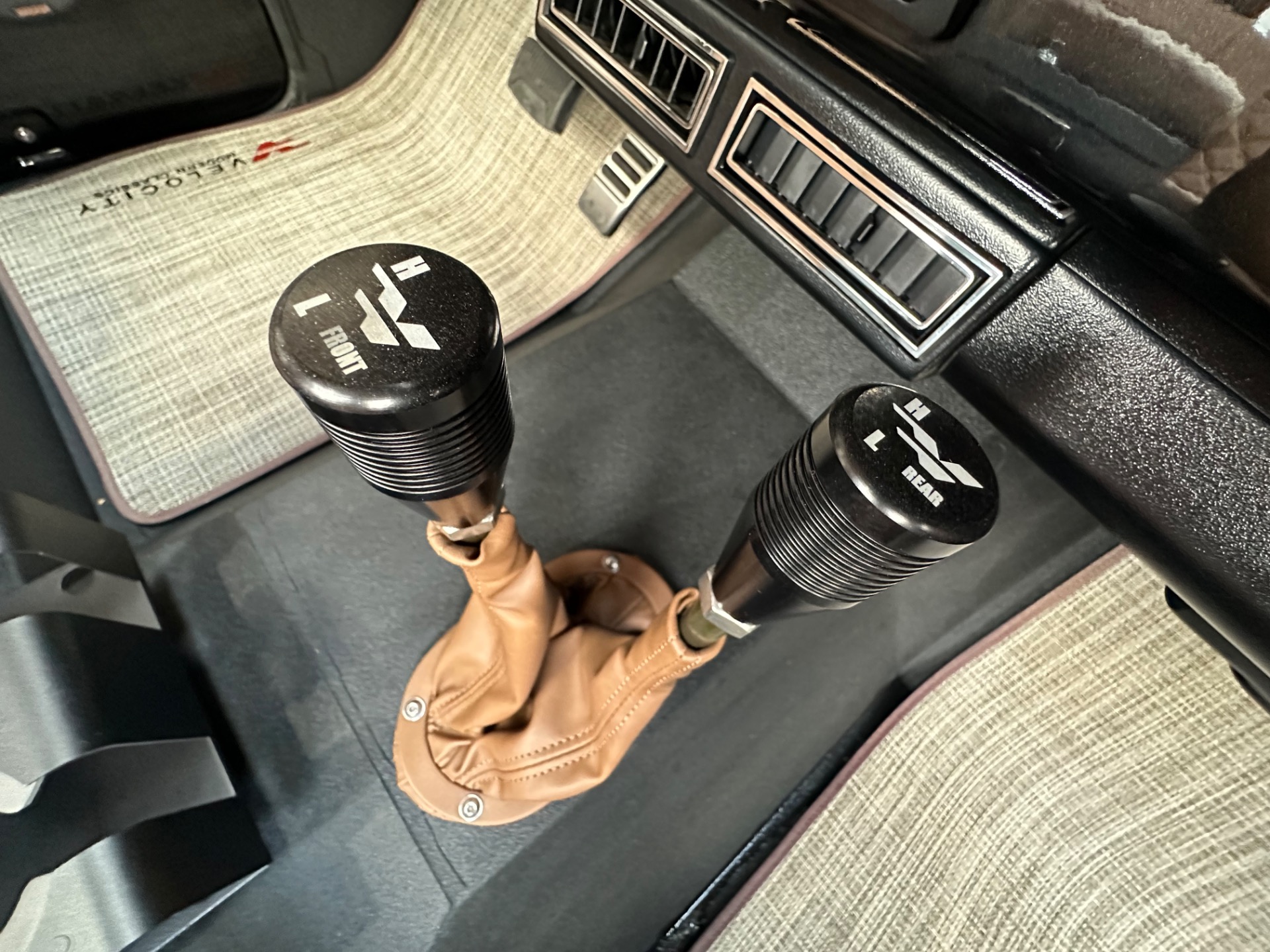 Velocity Signature Series 1975 Ford Bronco