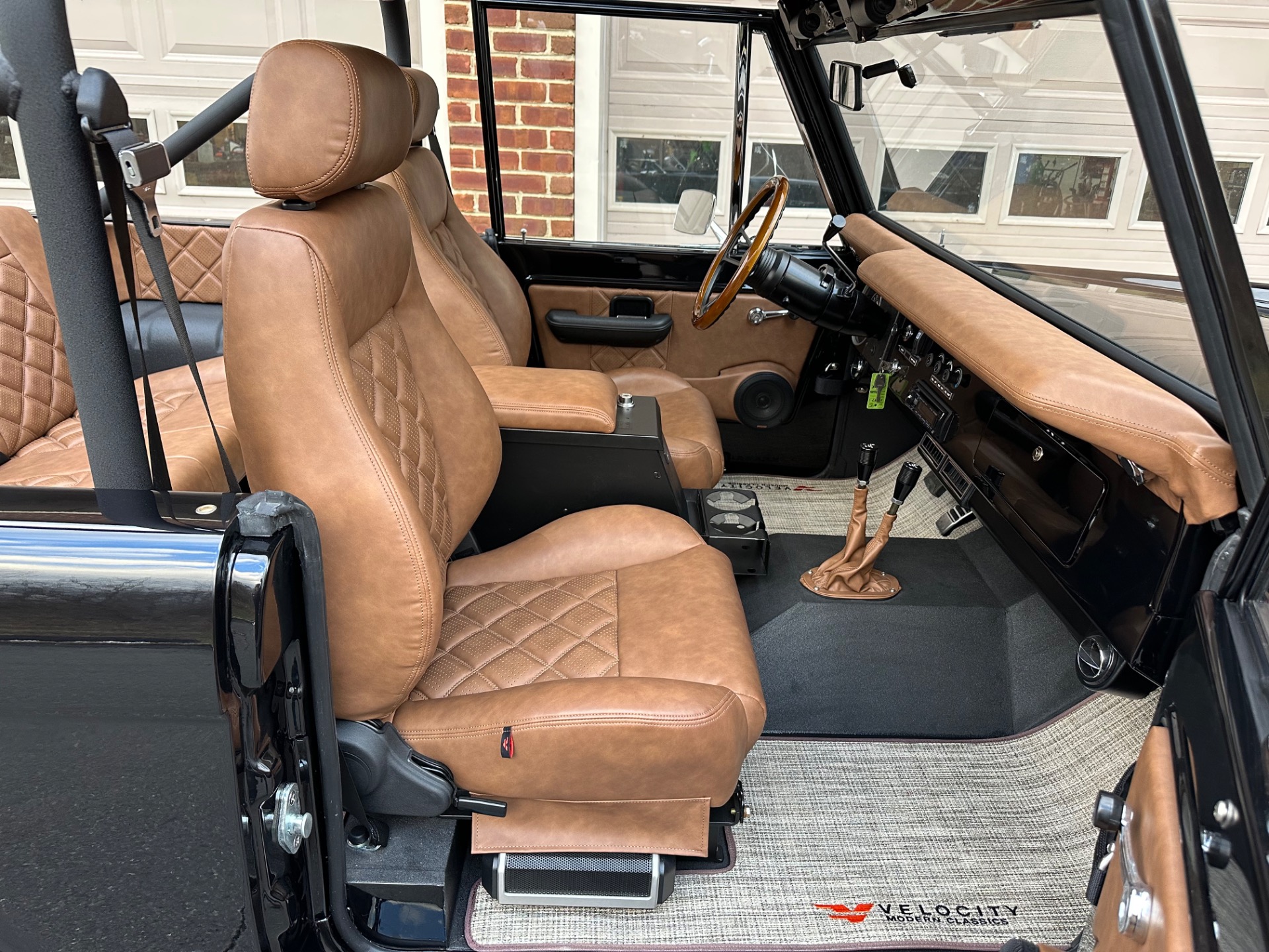 Velocity Signature Series 1975 Ford Bronco