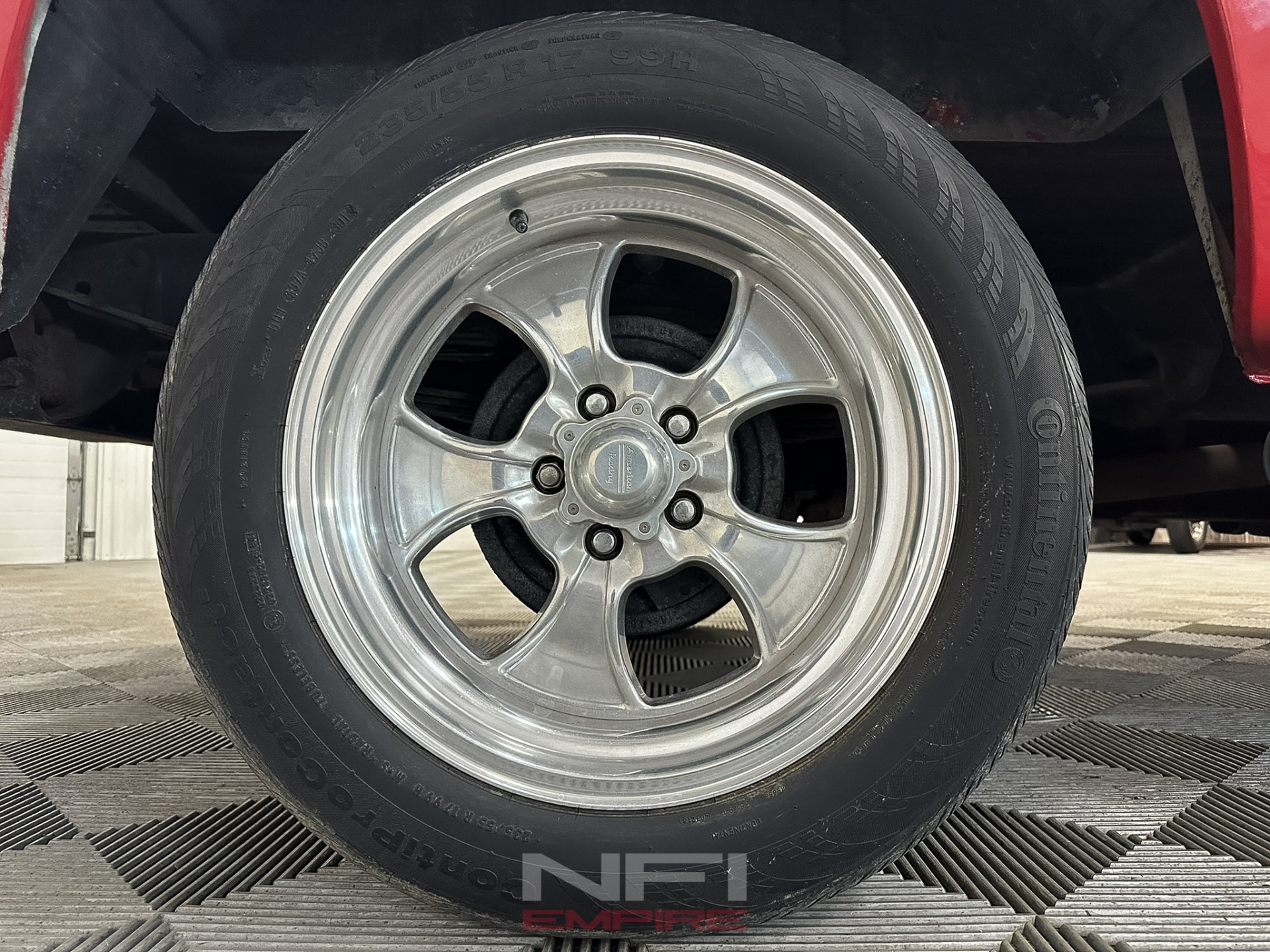 1980 Dodge D-150 Sweptline