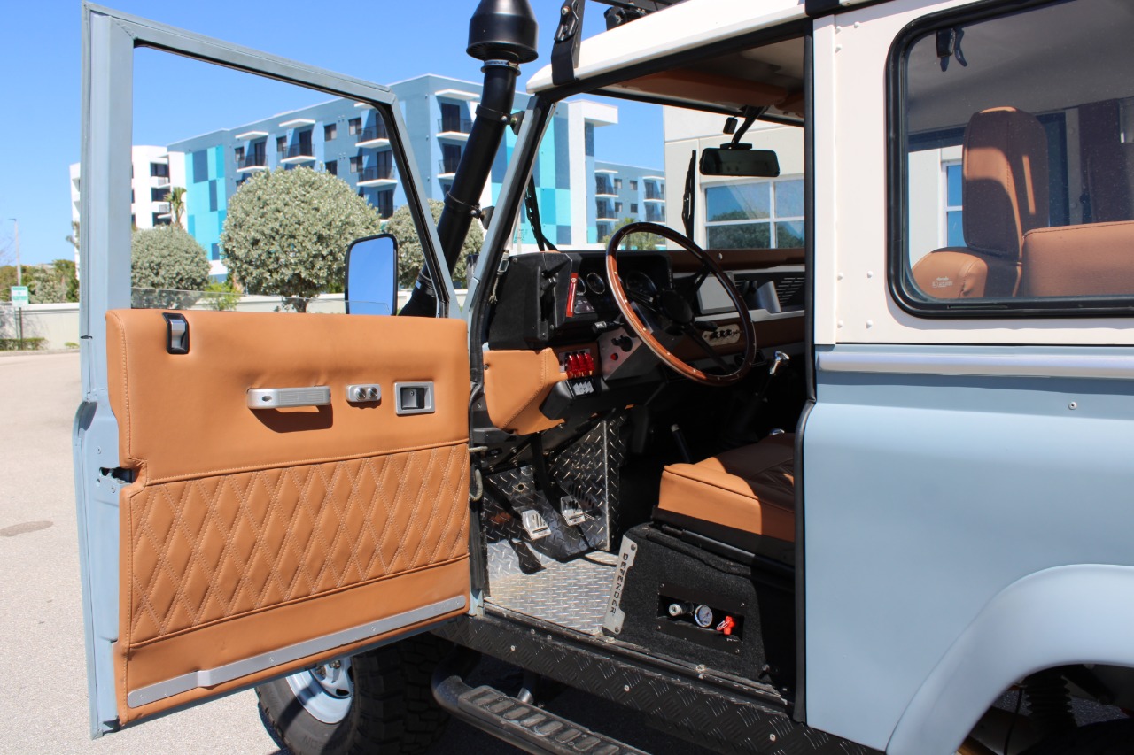 1987 Land Rover Defender 90