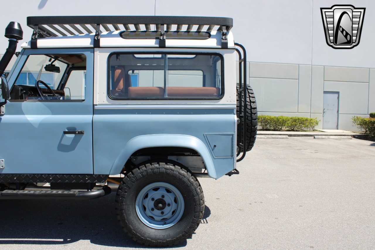 1987 Land Rover Defender 90