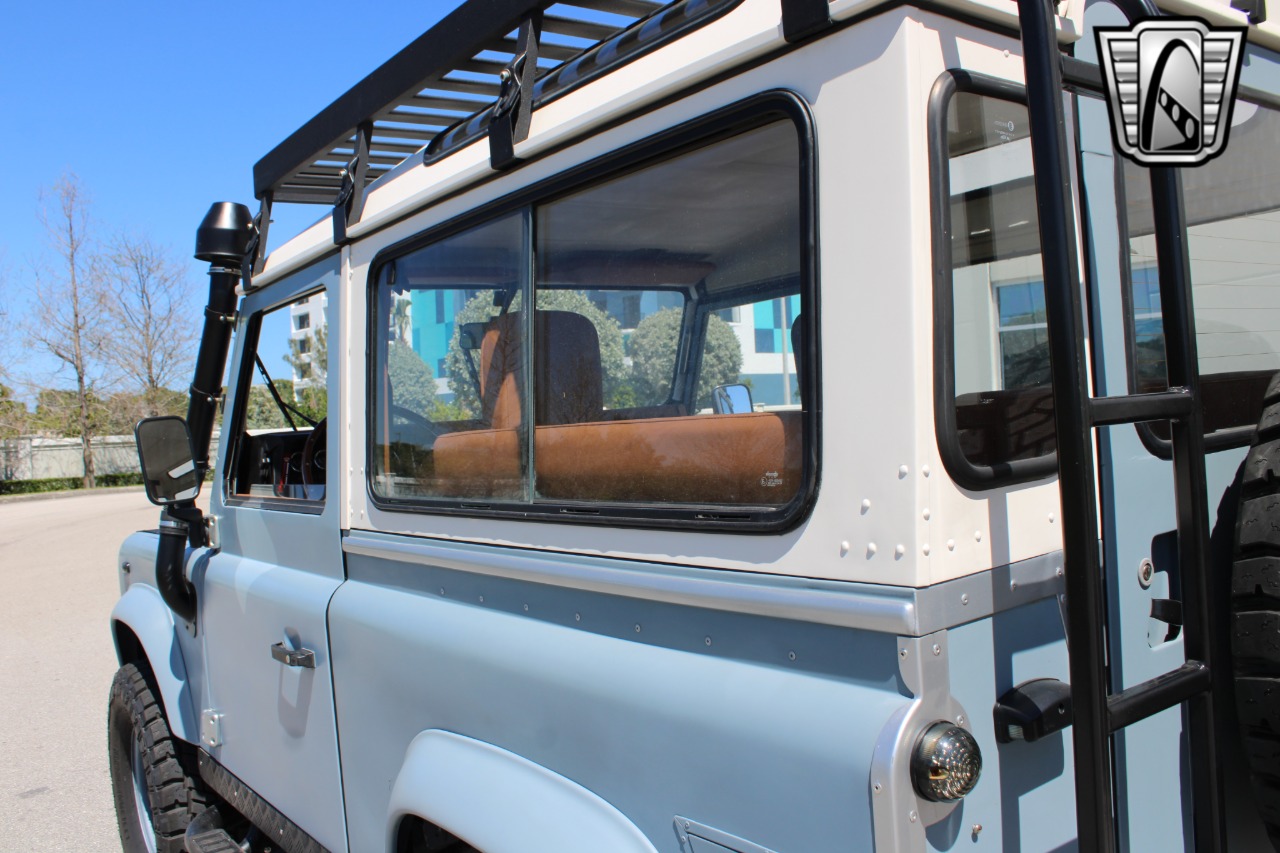 1987 Land Rover Defender 90