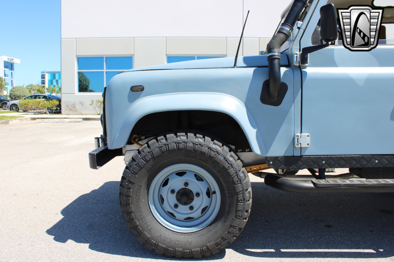 1987 Land Rover Defender 90