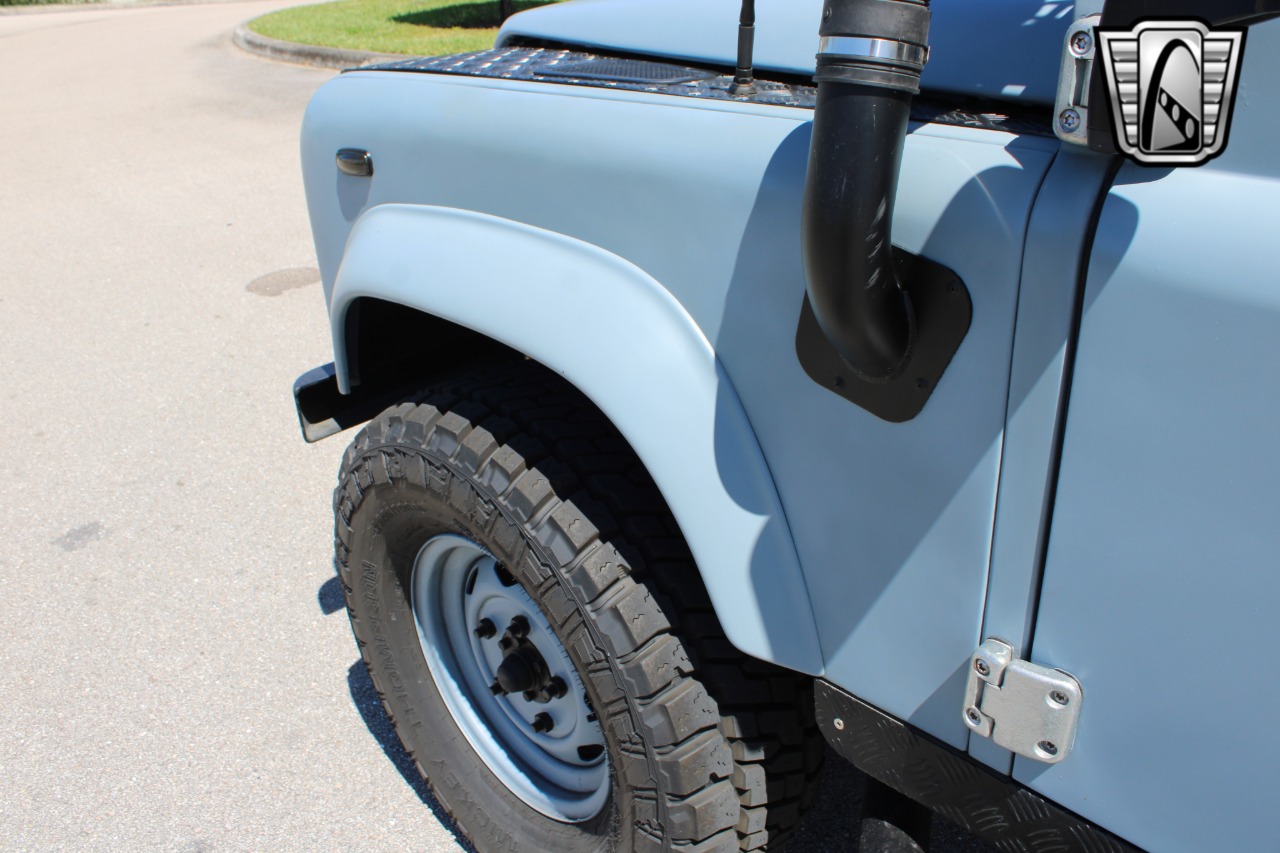 1987 Land Rover Defender 90