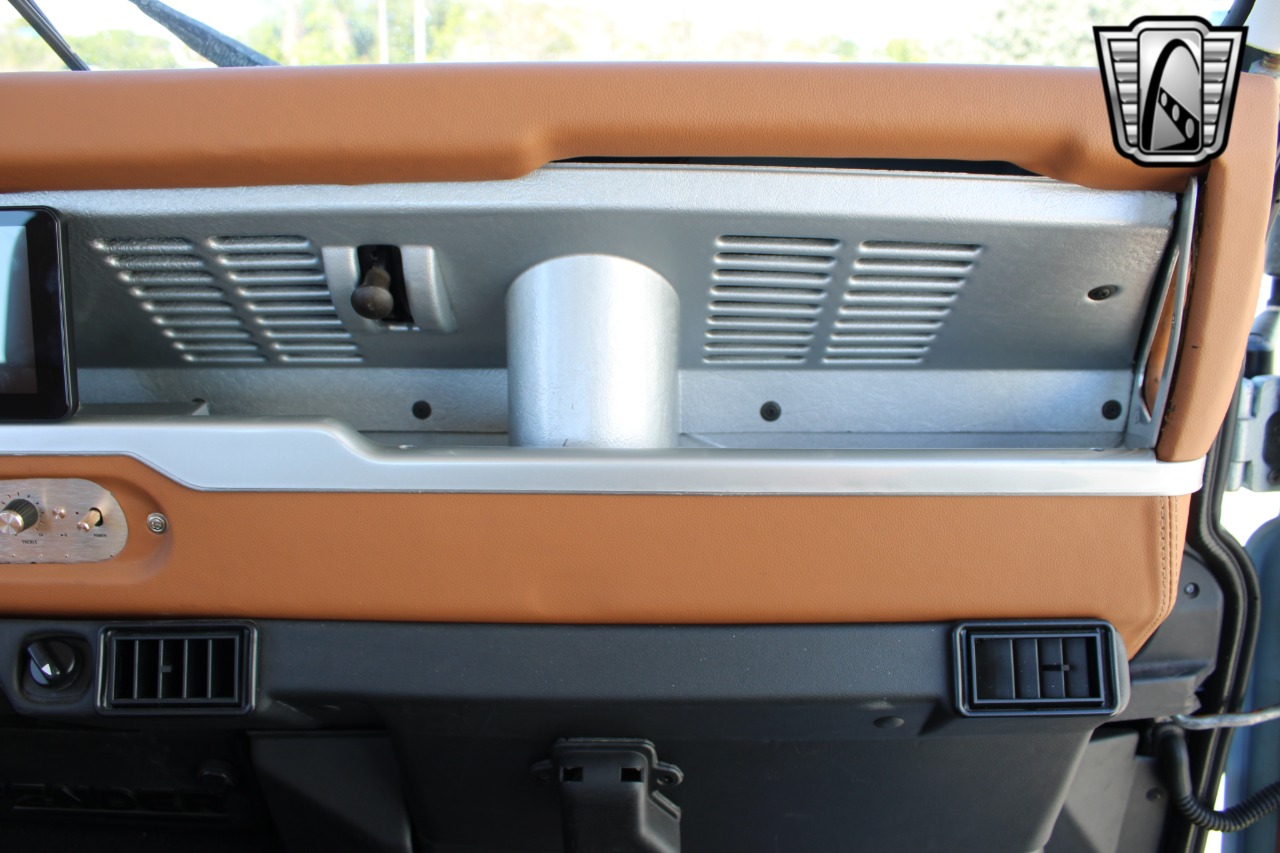 1987 Land Rover Defender 90