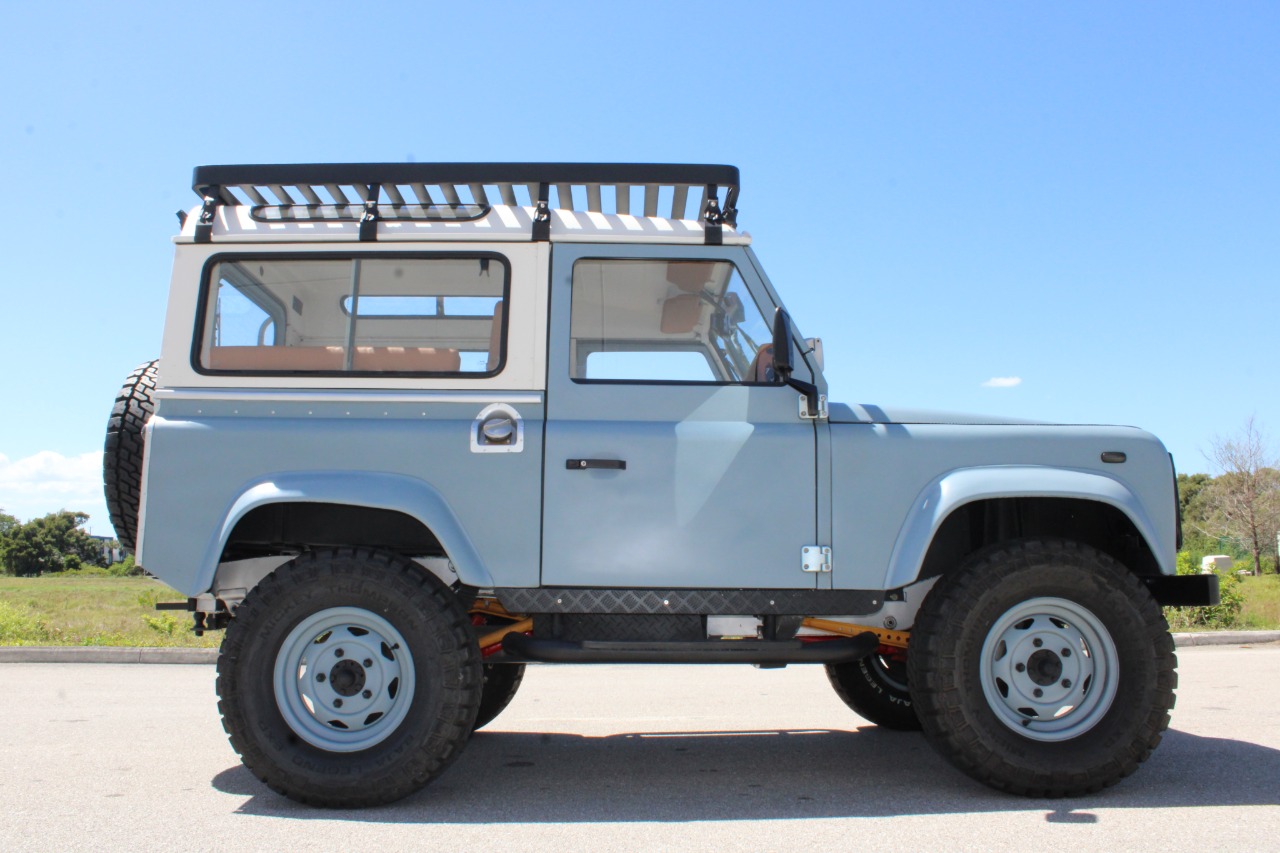 1987 Land Rover Defender 90