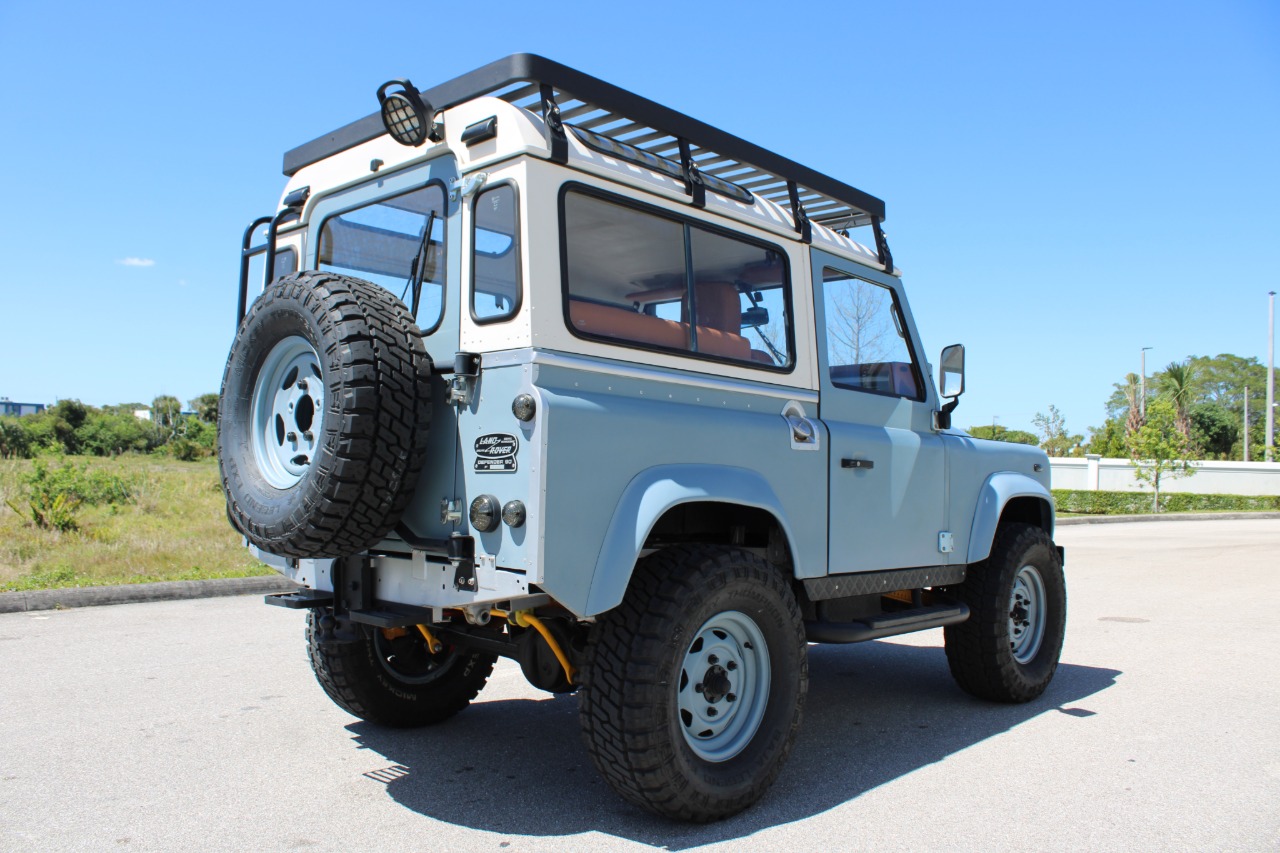 1987 Land Rover Defender 90