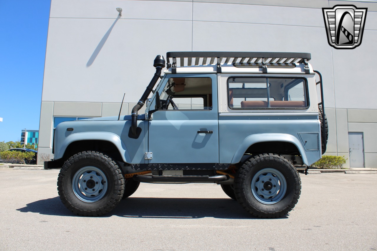 1987 Land Rover Defender 90