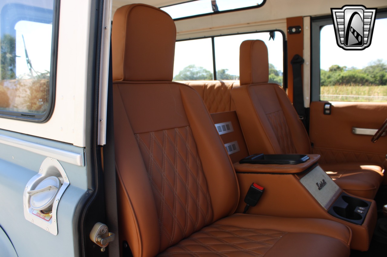 1987 Land Rover Defender 90