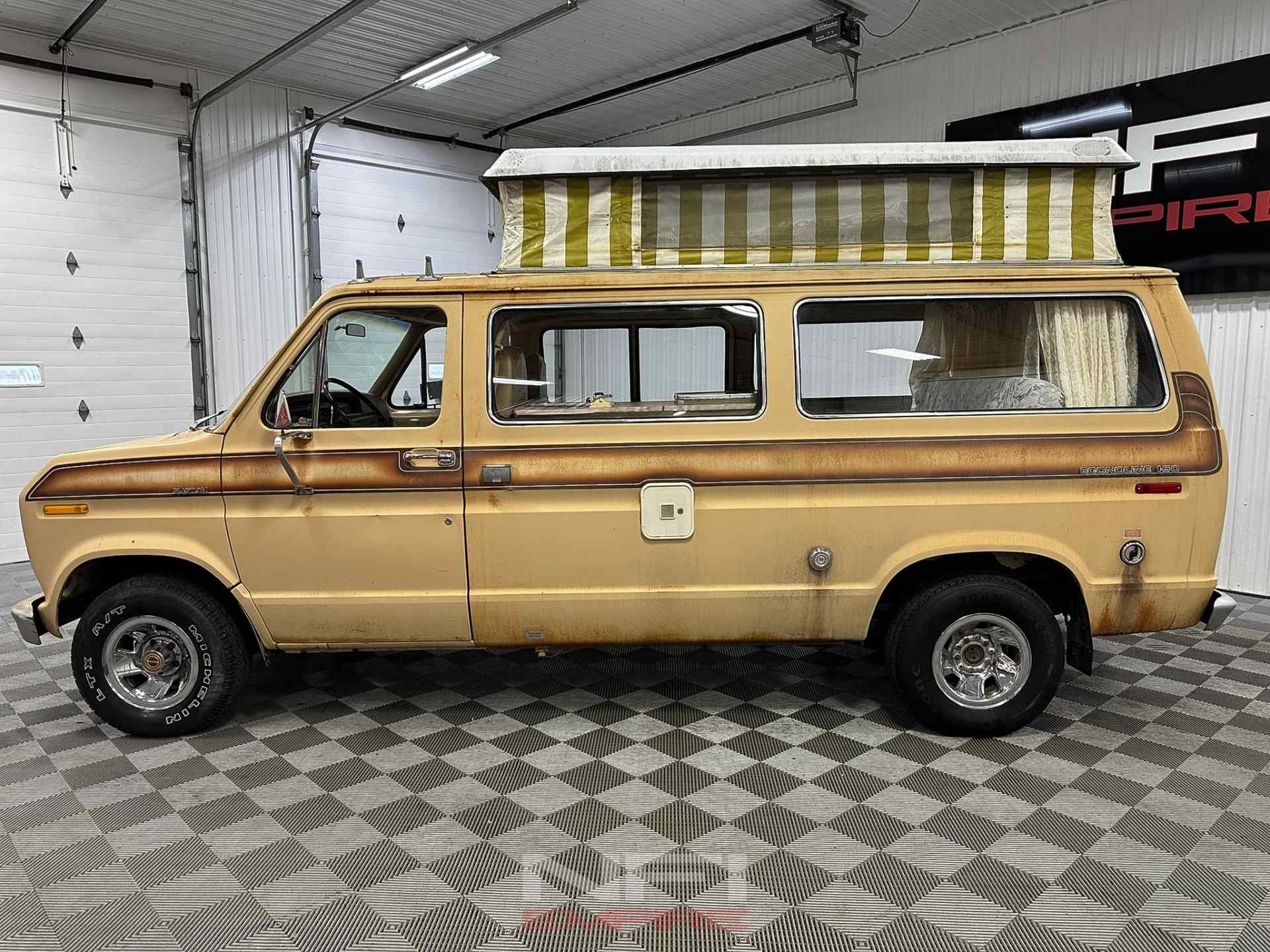 1977 Ford E-150 Econoline Custom