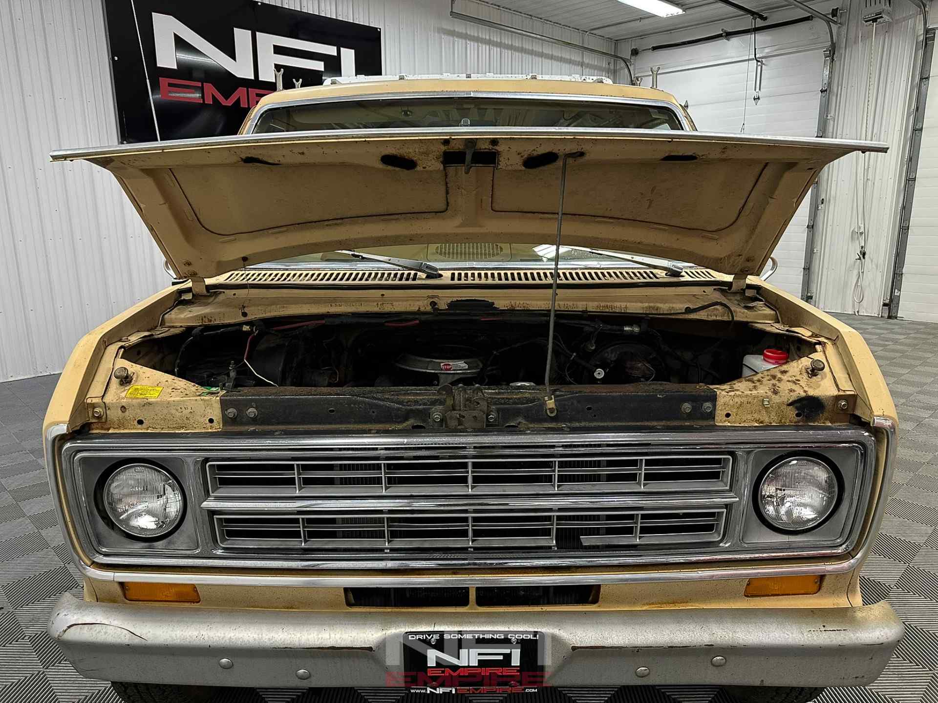 1977 Ford E-150 Econoline Custom