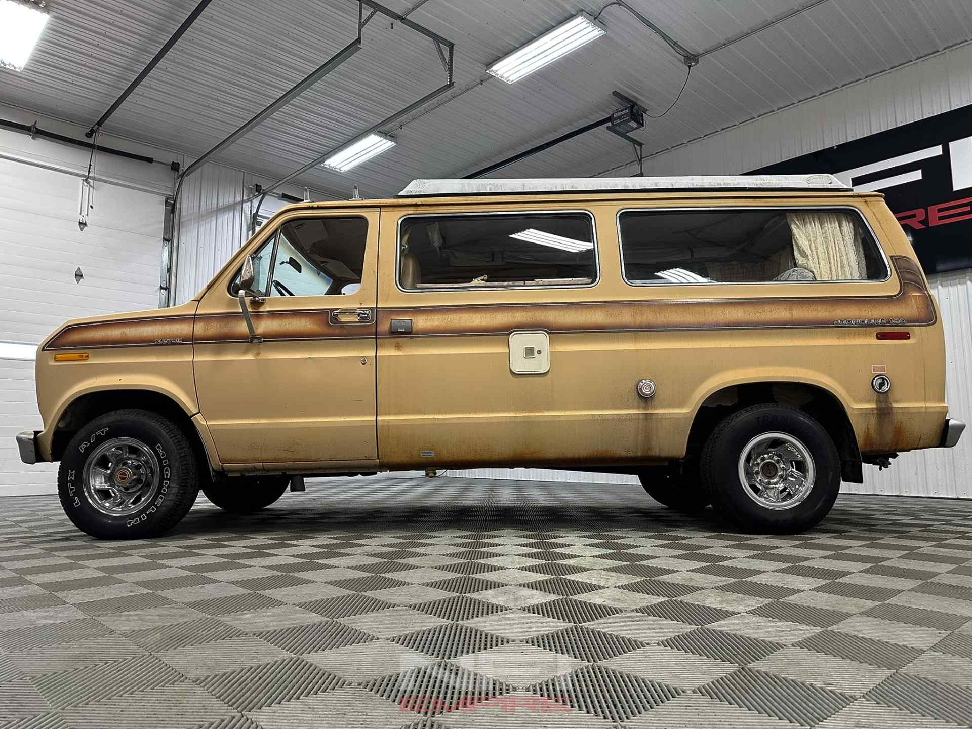 1977 Ford E-150 Econoline Custom