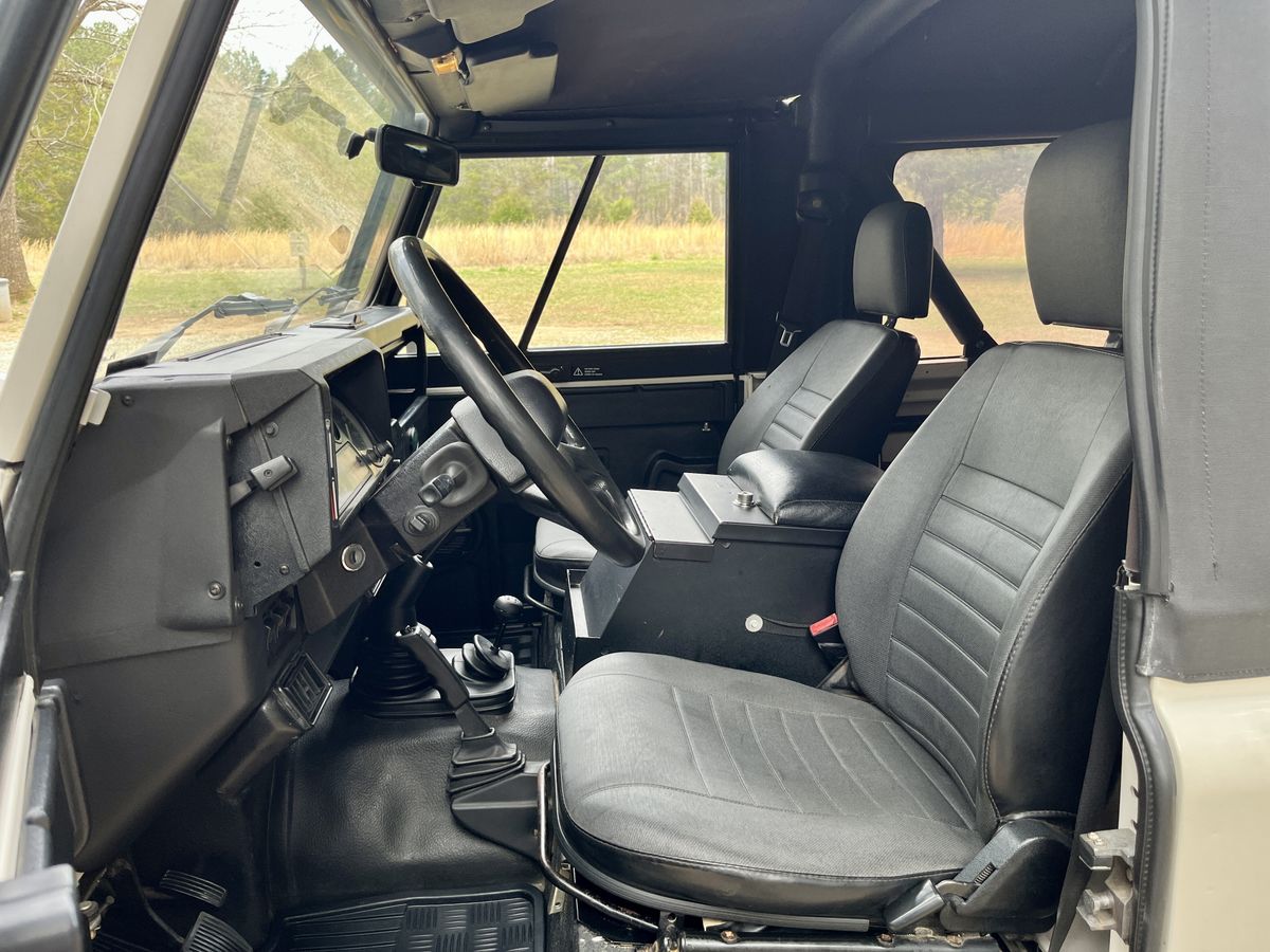 1994 Land Rover Defender 90 NAS