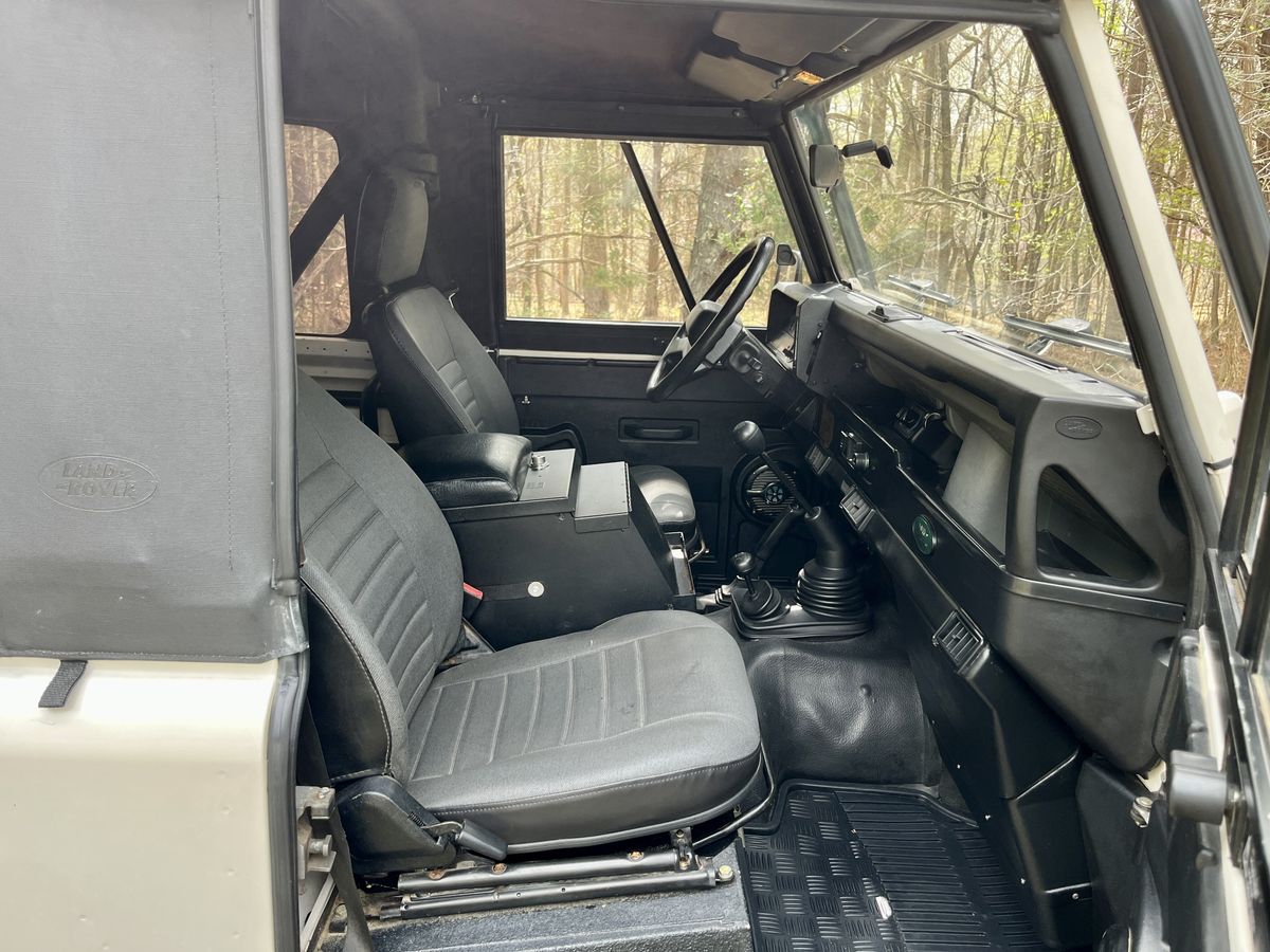 1994 Land Rover Defender 90 NAS