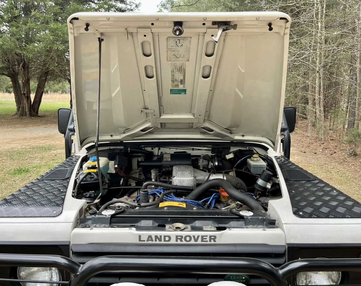1994 Land Rover Defender 90 NAS
