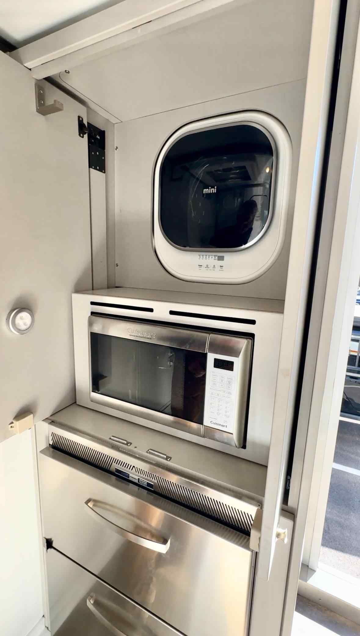 2019 Global Expedition Vehicles SAFARI EXTREME