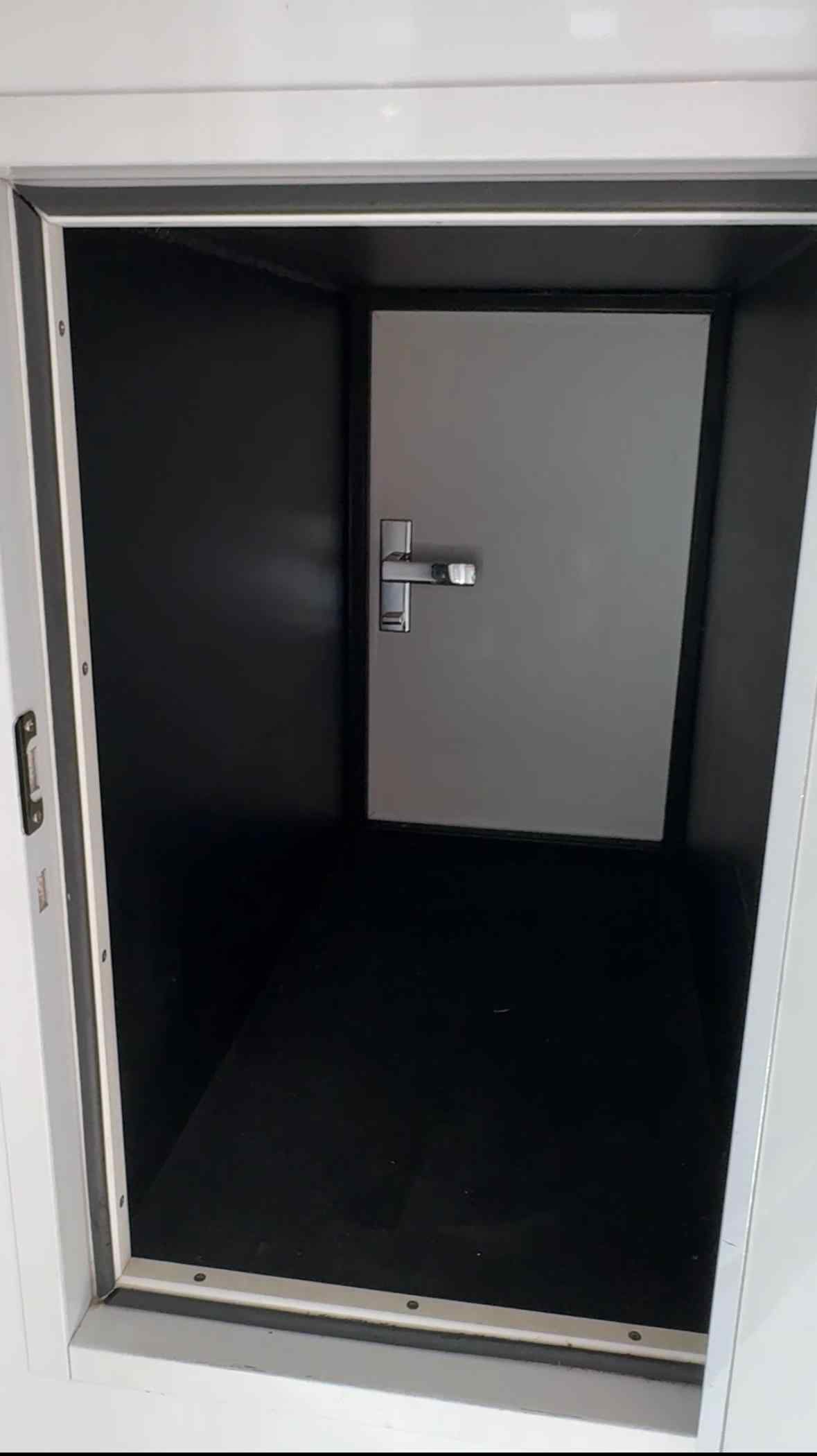 2019 Global Expedition Vehicles SAFARI EXTREME