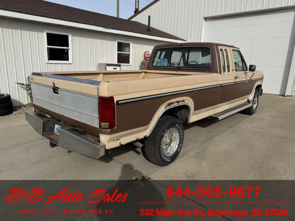 1985 Ford F-150 4x4 XLT Lariat