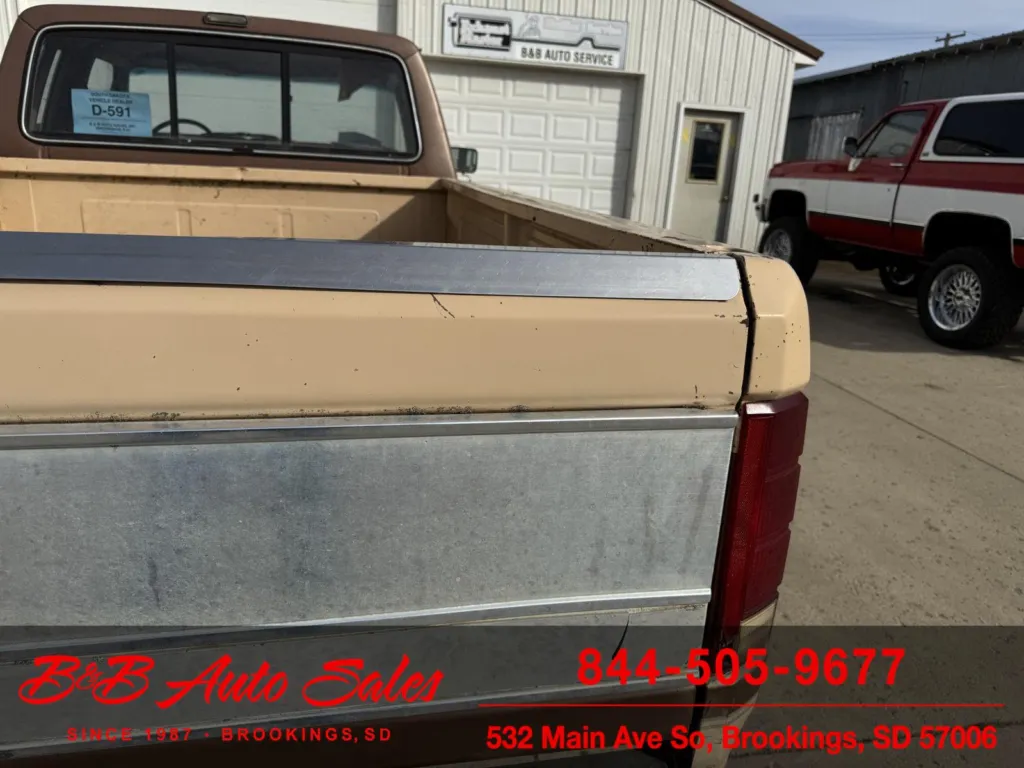 1985 Ford F-150 4x4 XLT Lariat