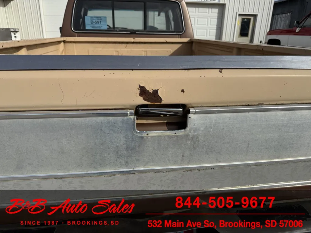 1985 Ford F-150 4x4 XLT Lariat