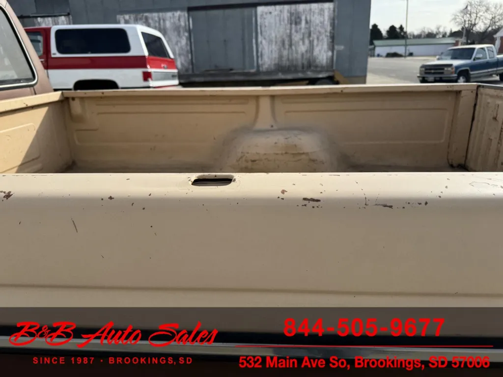 1985 Ford F-150 4x4 XLT Lariat