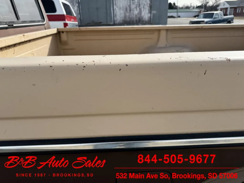 1985 Ford F-150 4x4 XLT Lariat