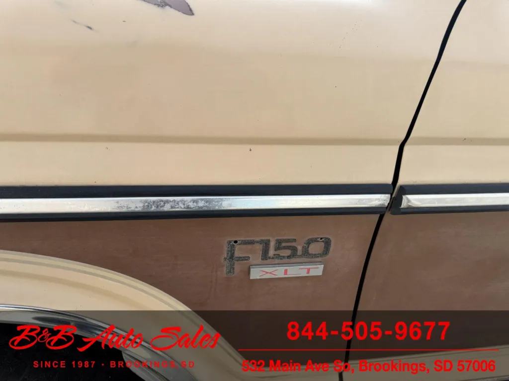 1985 Ford F-150 4x4 XLT Lariat