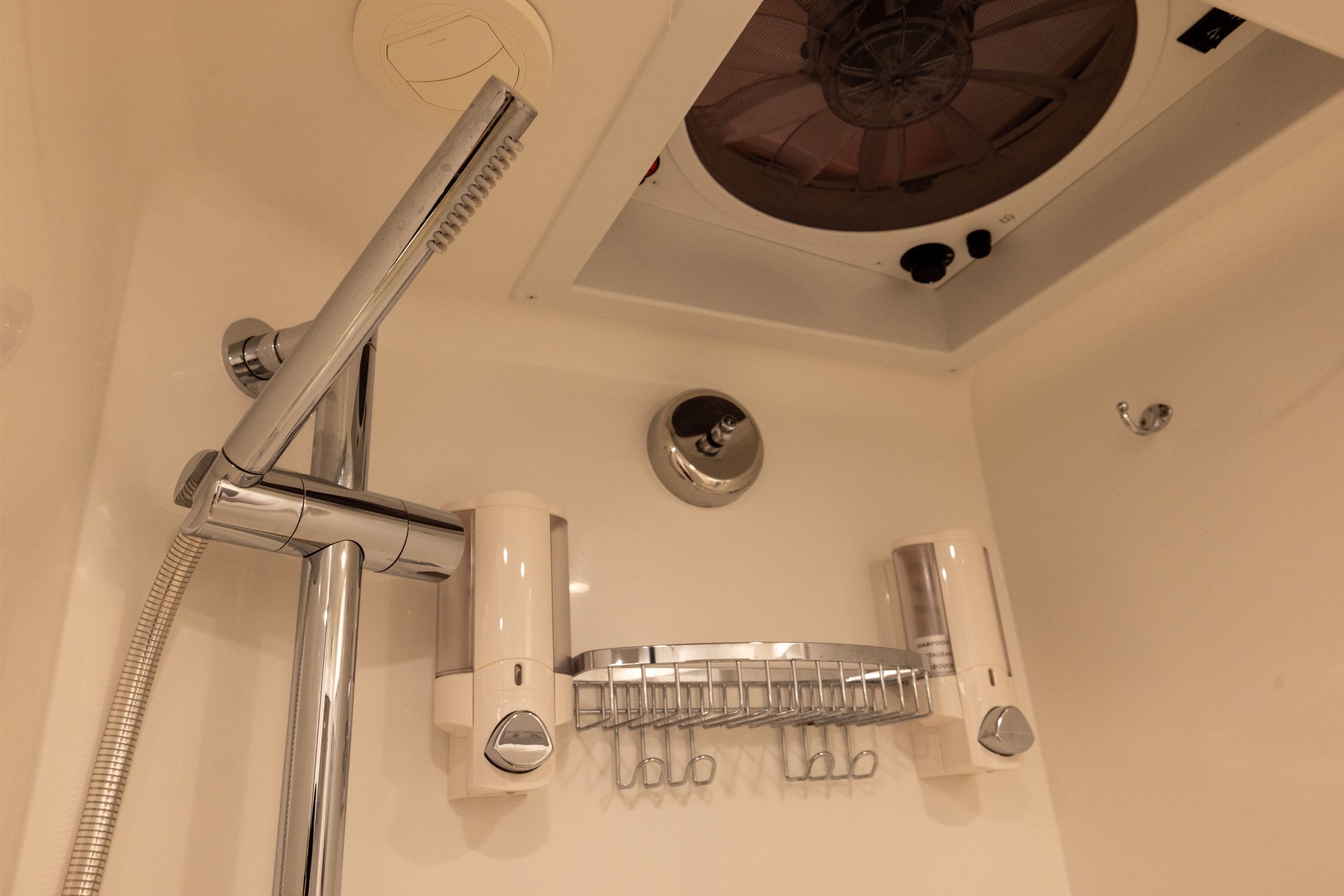 2019 EarthRoamer XV-LTS 232