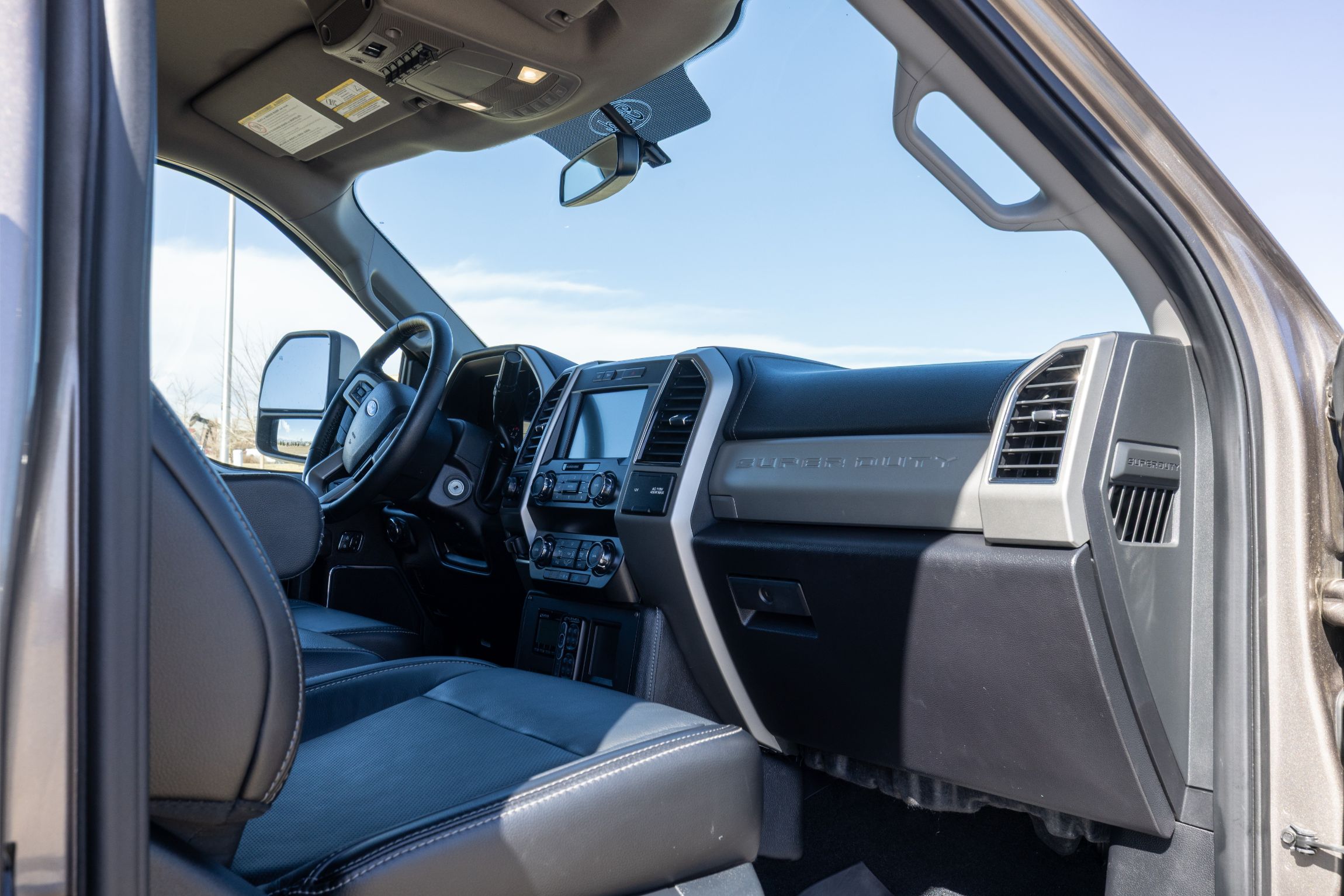 2019 EarthRoamer XV-LTS 232