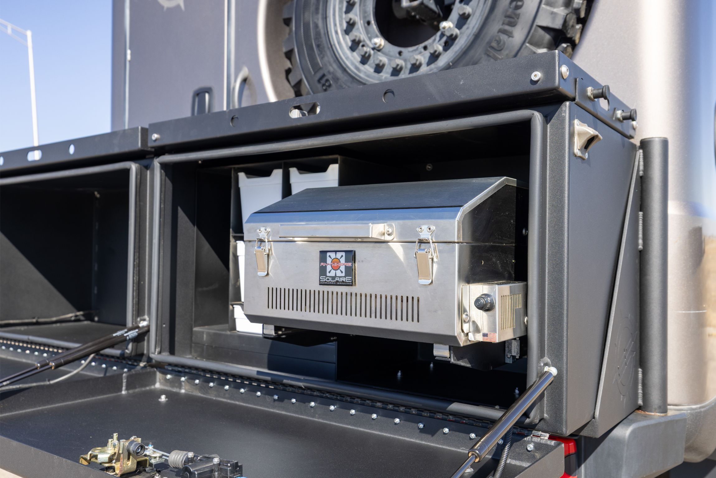 2019 EarthRoamer XV-LTS 232