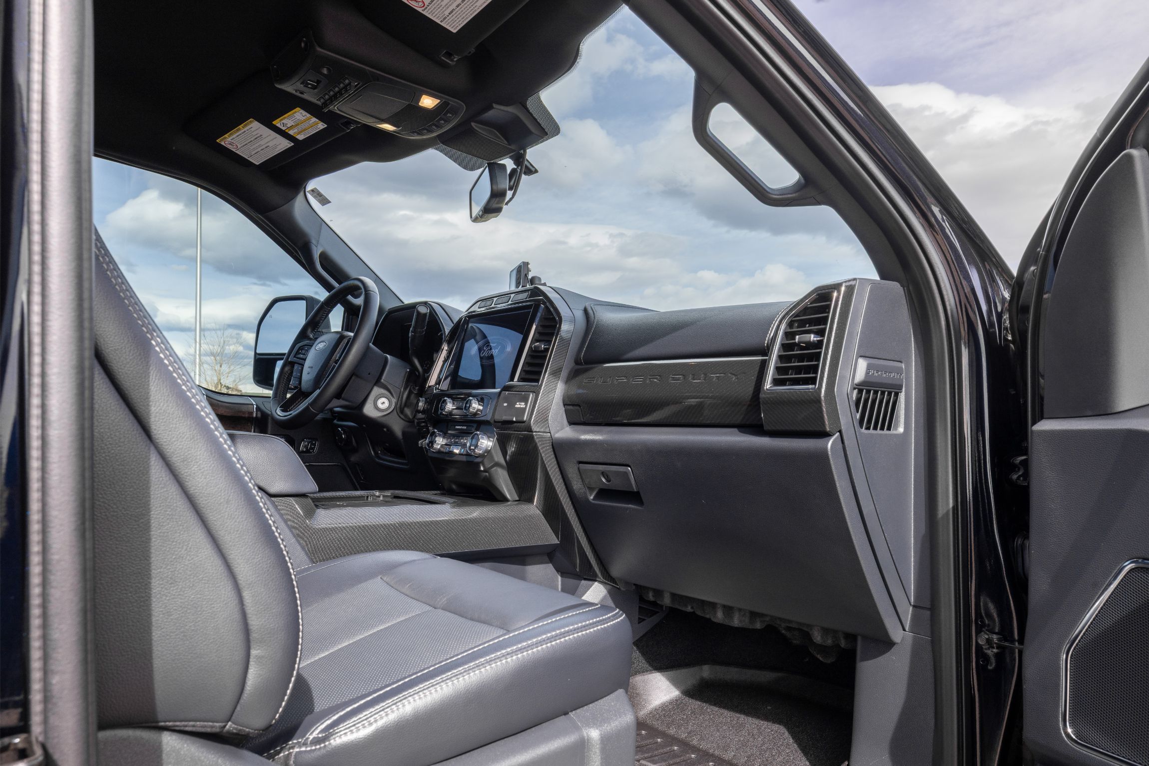 2022 EarthRoamer XV-LTi 051