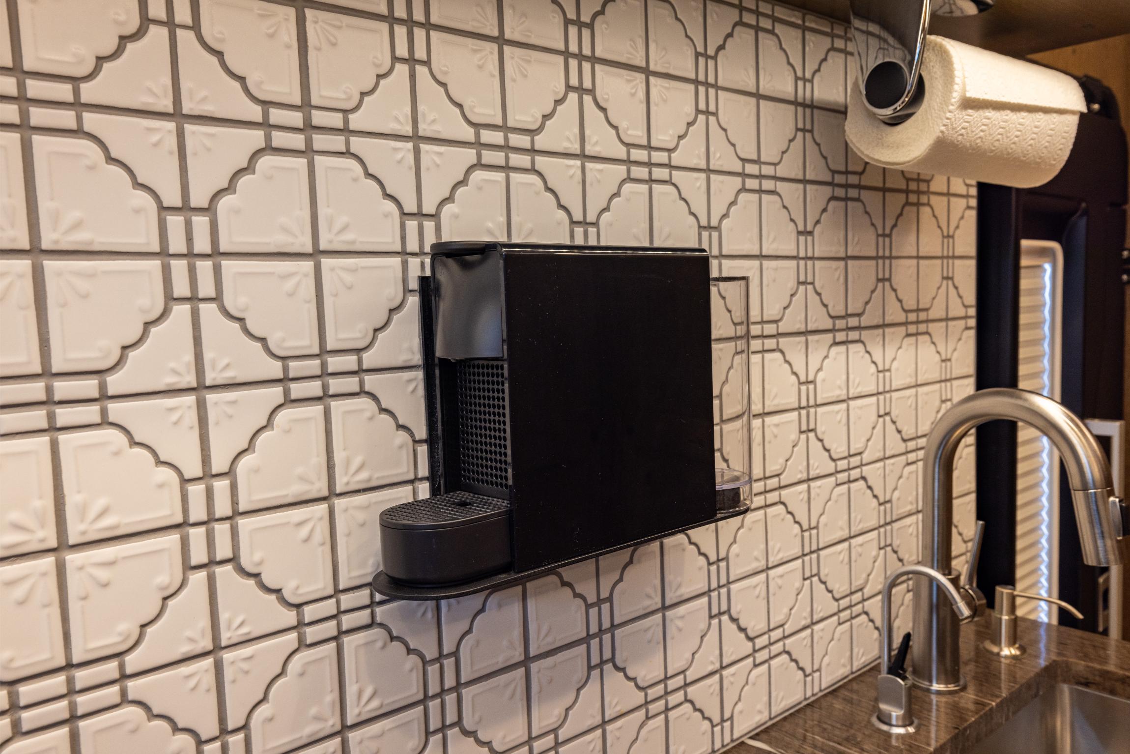 2020 EarthRoamer XV-LTi 011