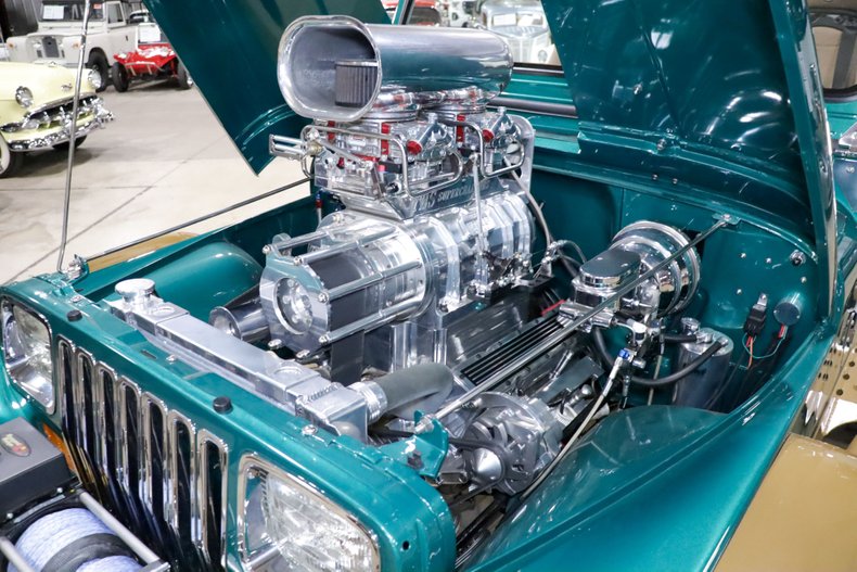 Custom 1995 Jeep Wrangler