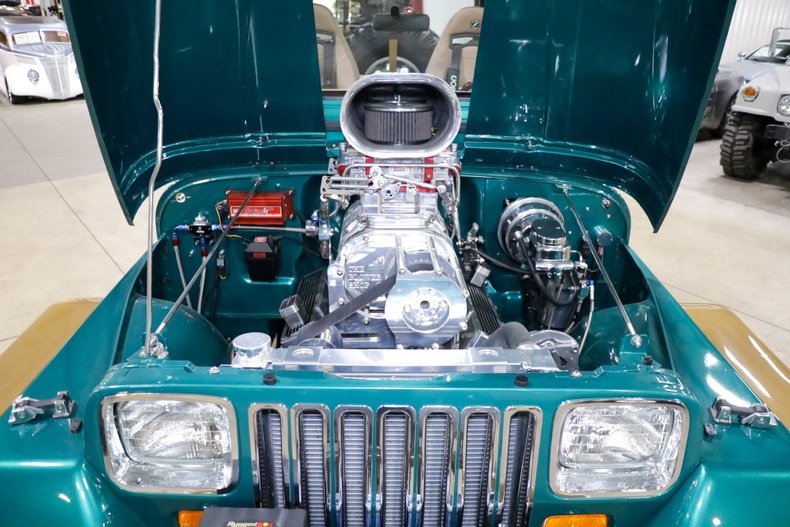 Custom 1995 Jeep Wrangler